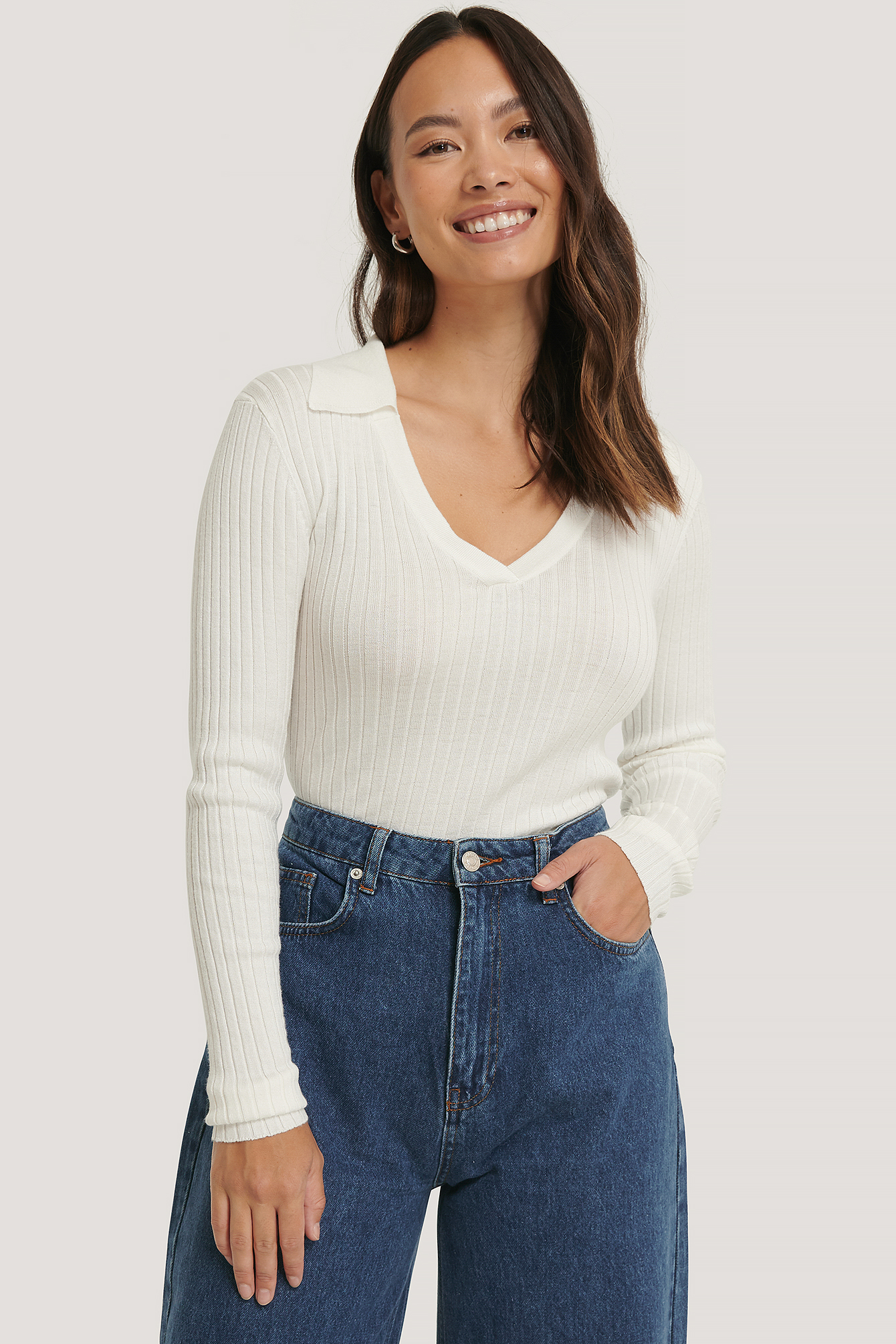 White Pique Collar Ribbed Knitted Sweater