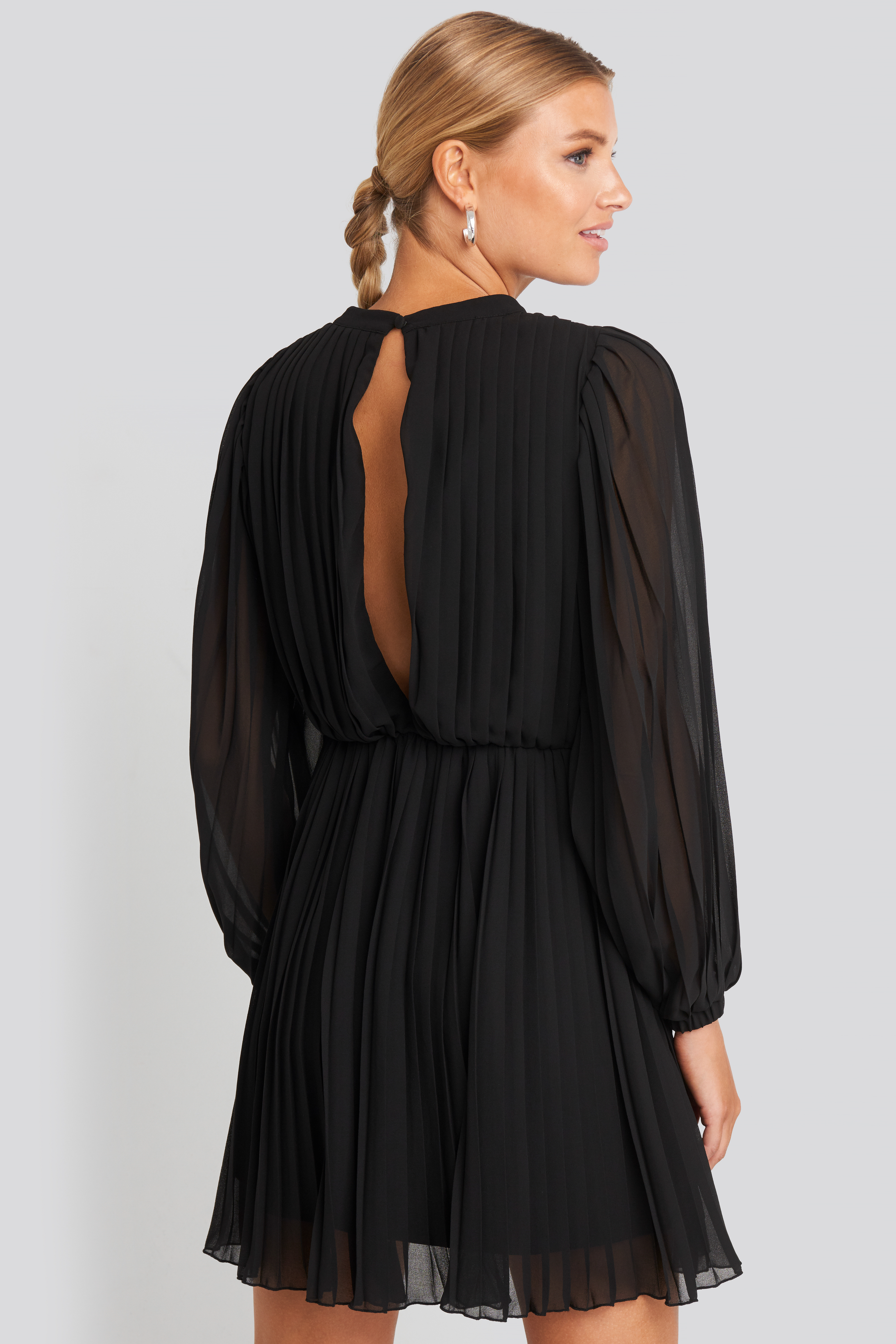 Pleated Balloon Sleeve Mini Dress Black