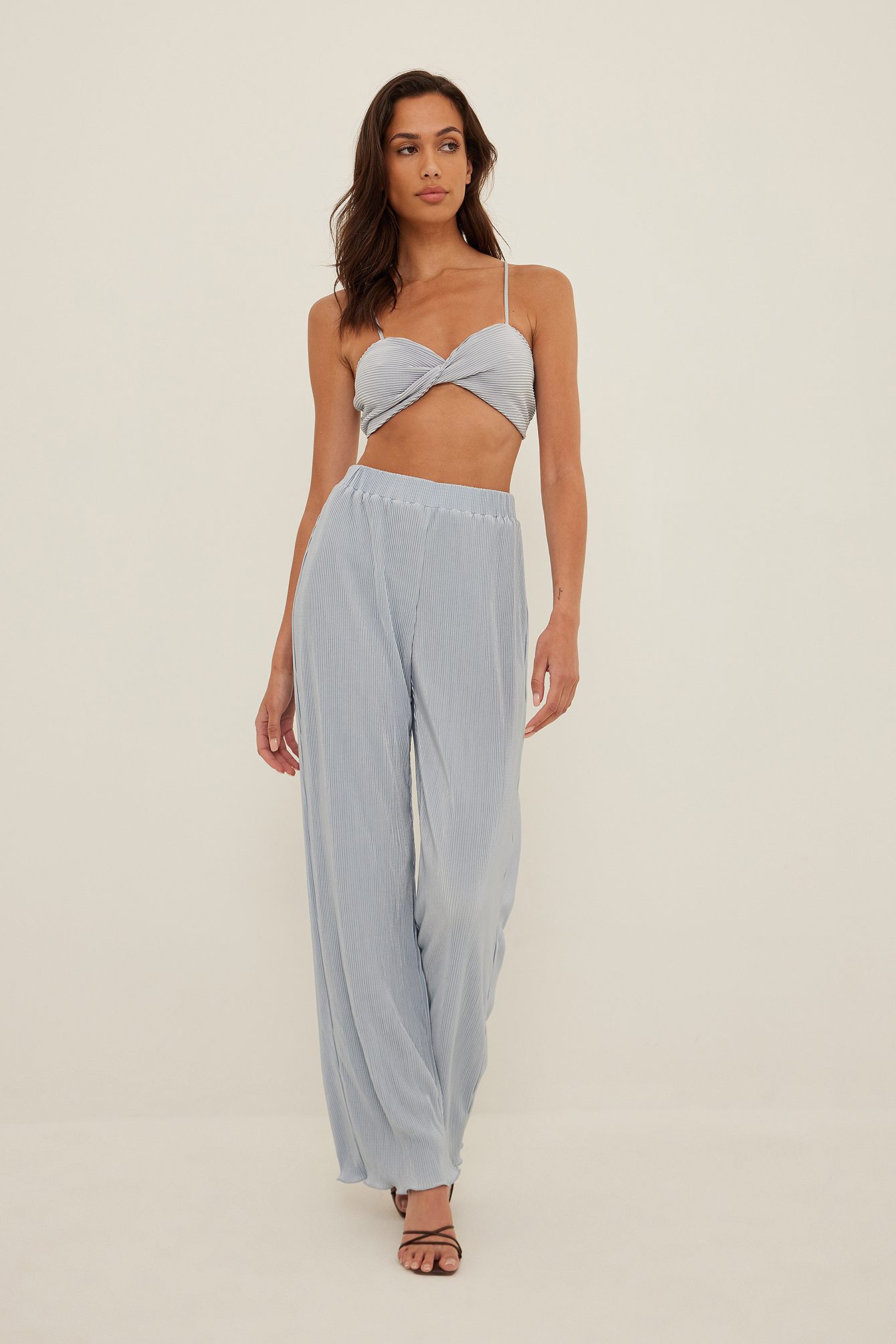 Pantaloni plissettati a vita alta Blu | na-kd.com