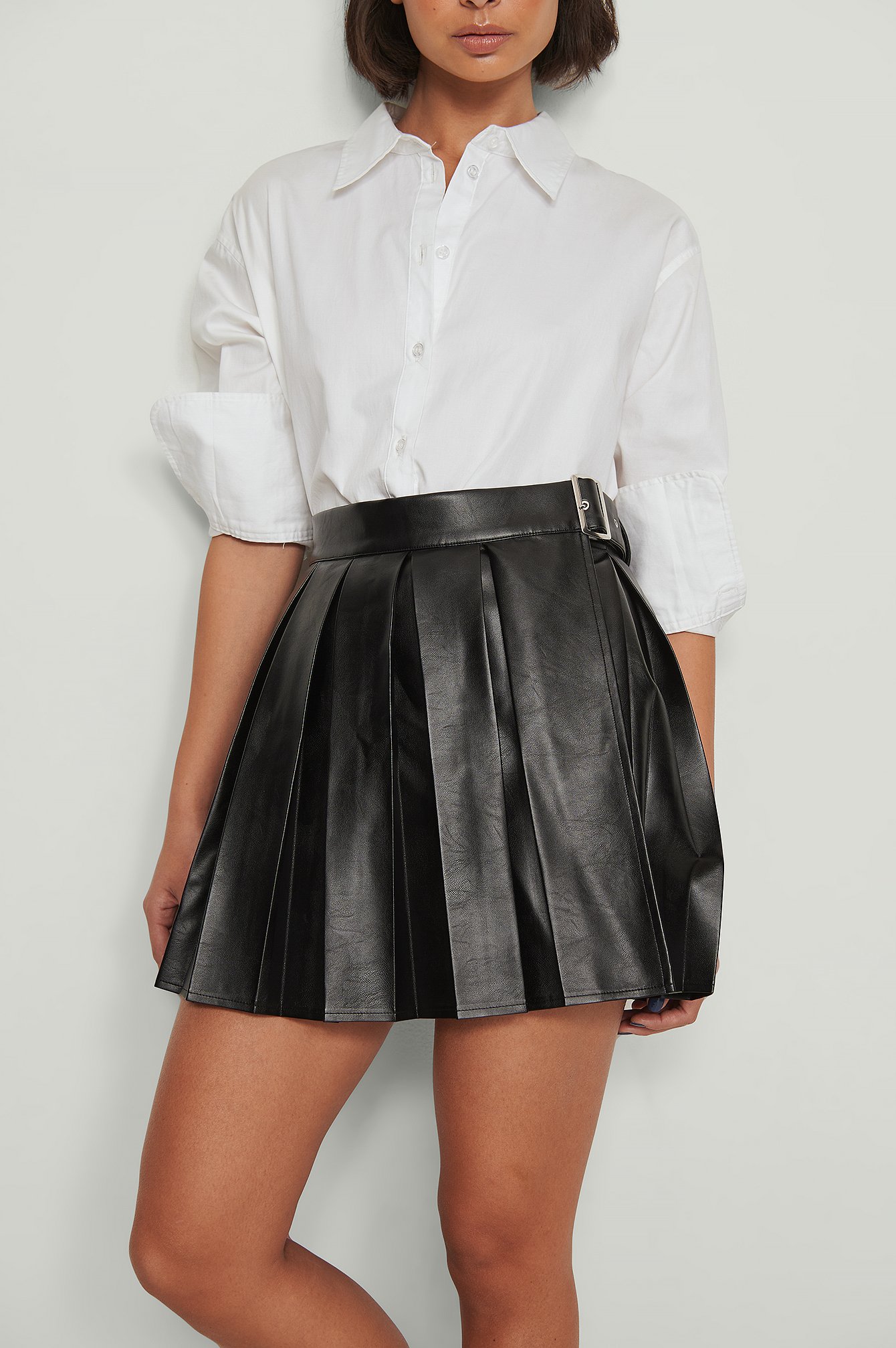 Black Pleated Pu Skirt