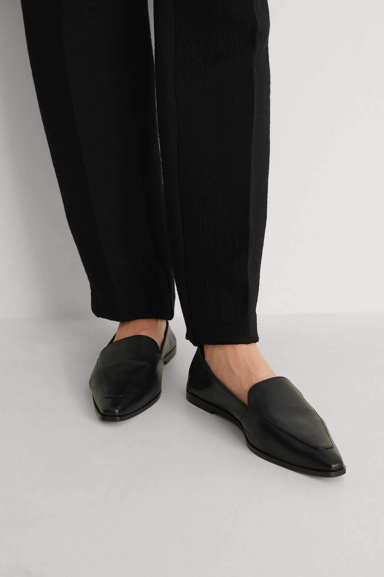 Pointy Leather Loafers Black