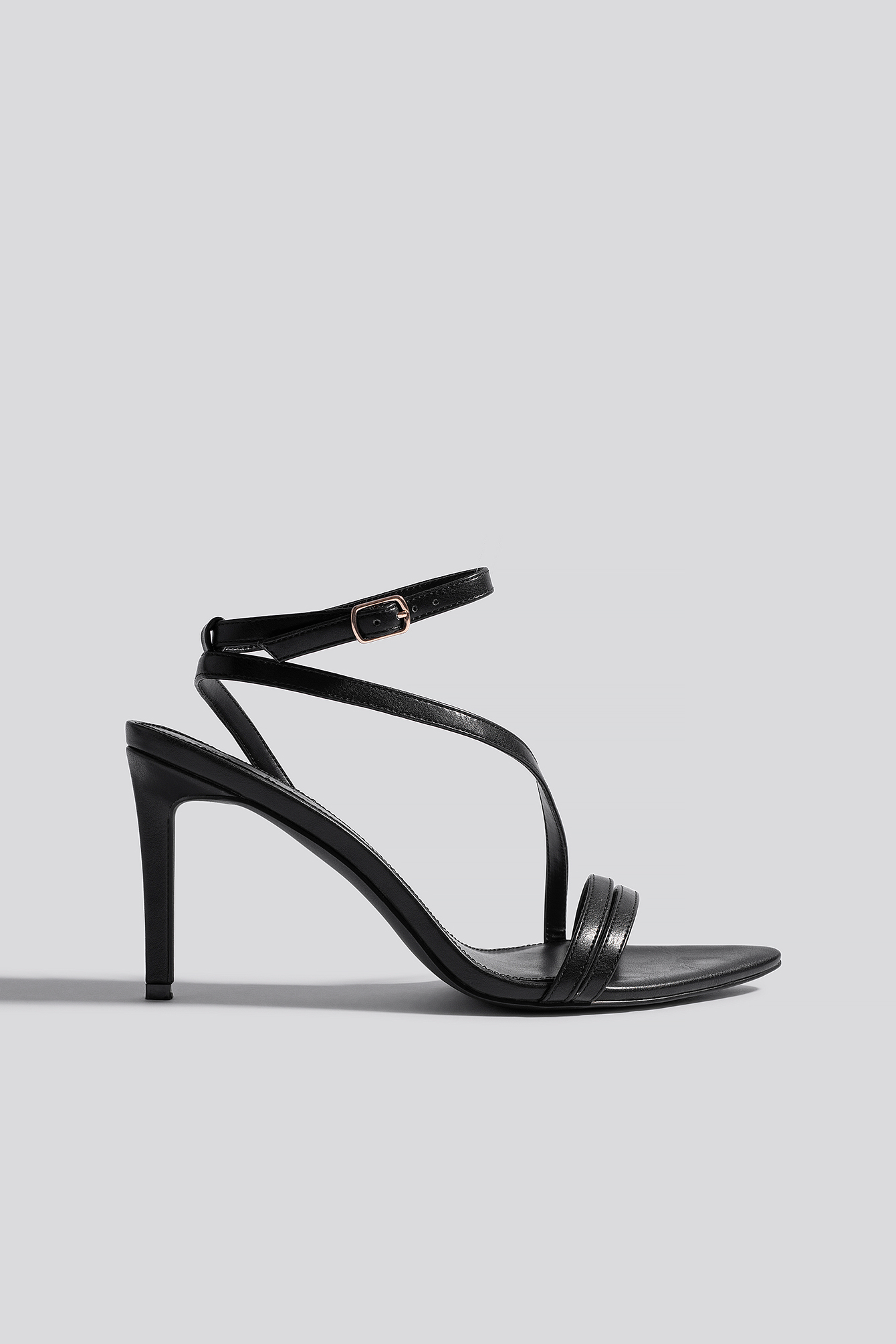 Pointy Sole Strappy Heels Black