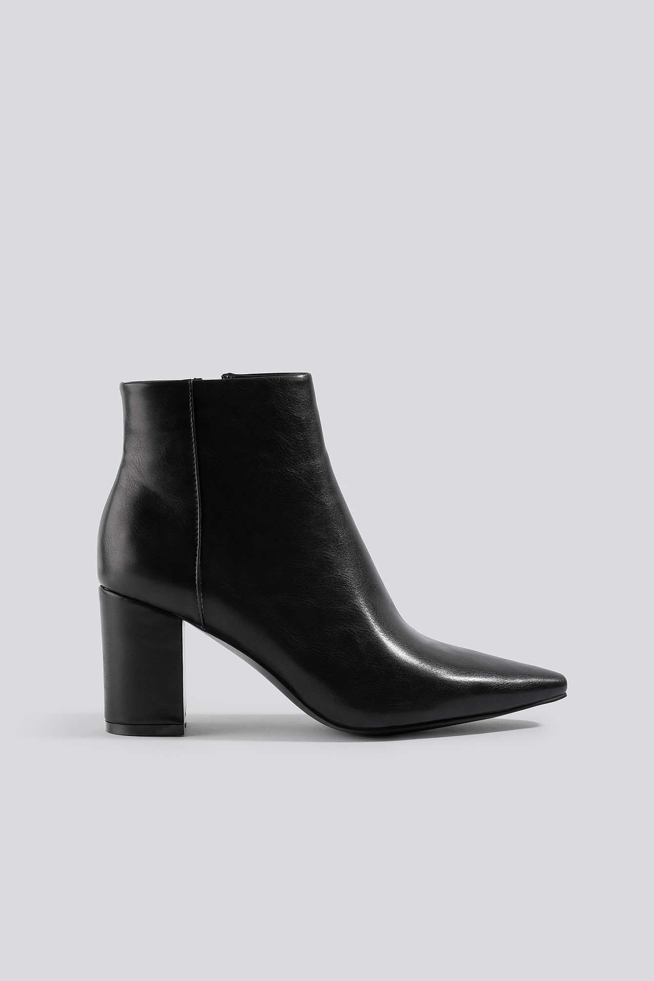 Pointy Toe Ankle Boots Black