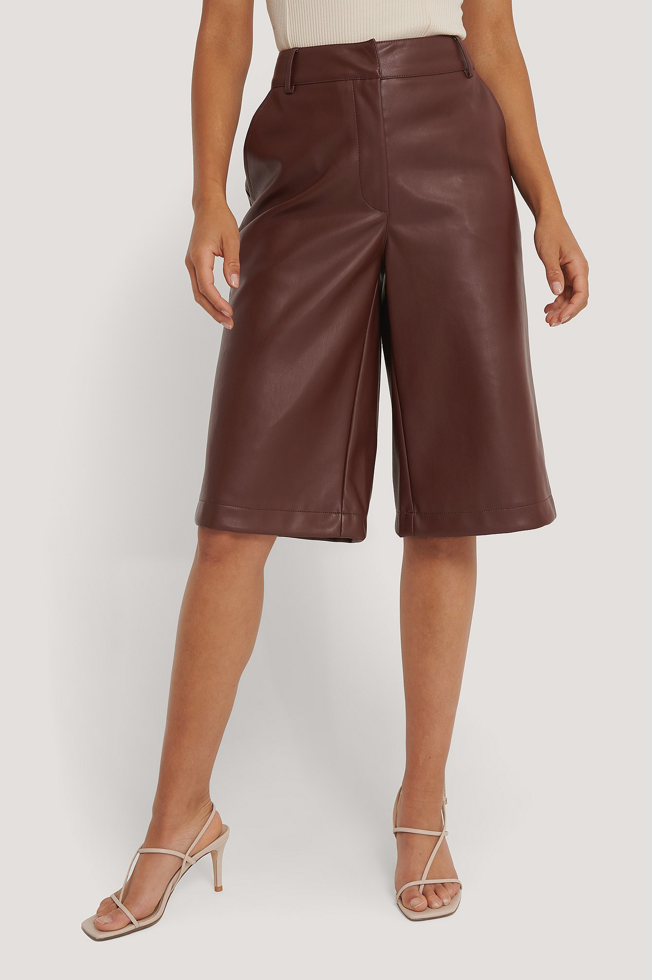 Burgundy Lange PU-Bermuda-Shorts