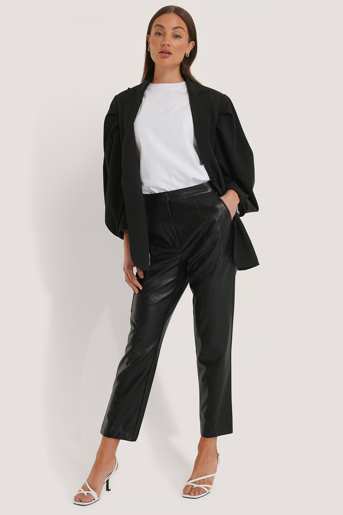 Pu-Broek Met Zakdetail Zwart | na-kd.com