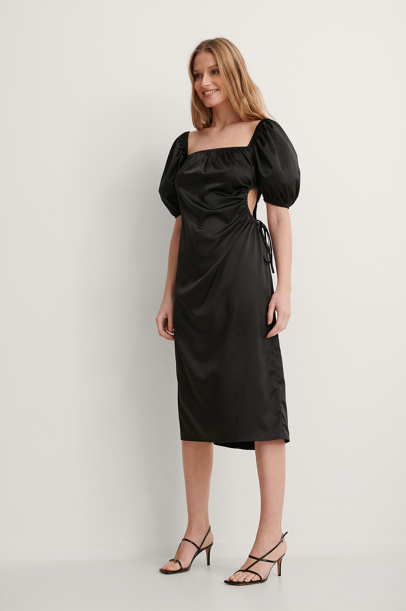 Puff Sleeve Cut Out Dress Black | na-kd.com