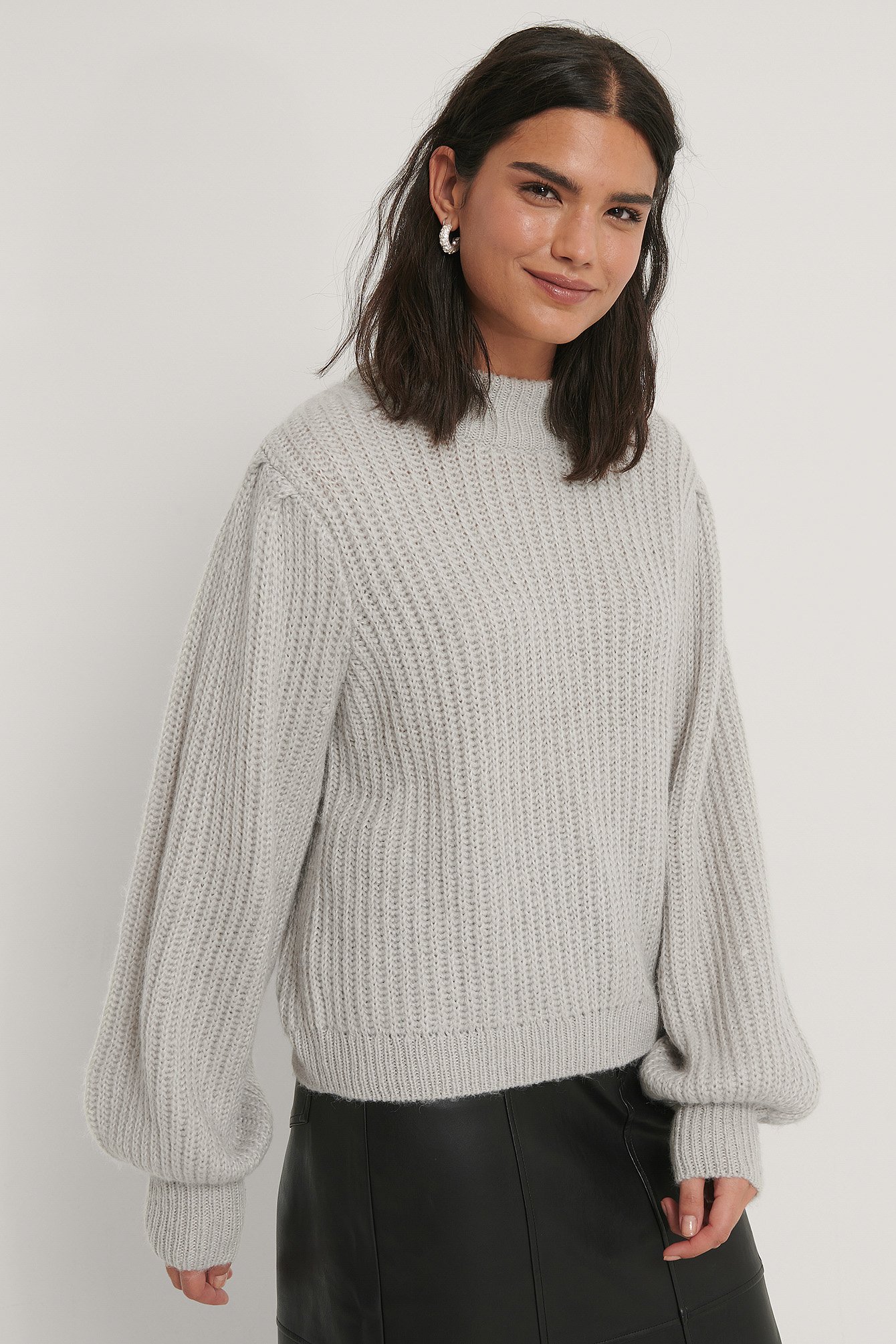 Light Grey Puff Sleeve Knitted Sweater