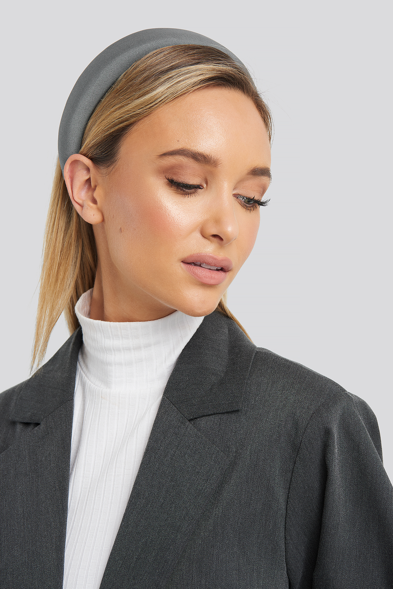 Puff Velvet Hairband Grey