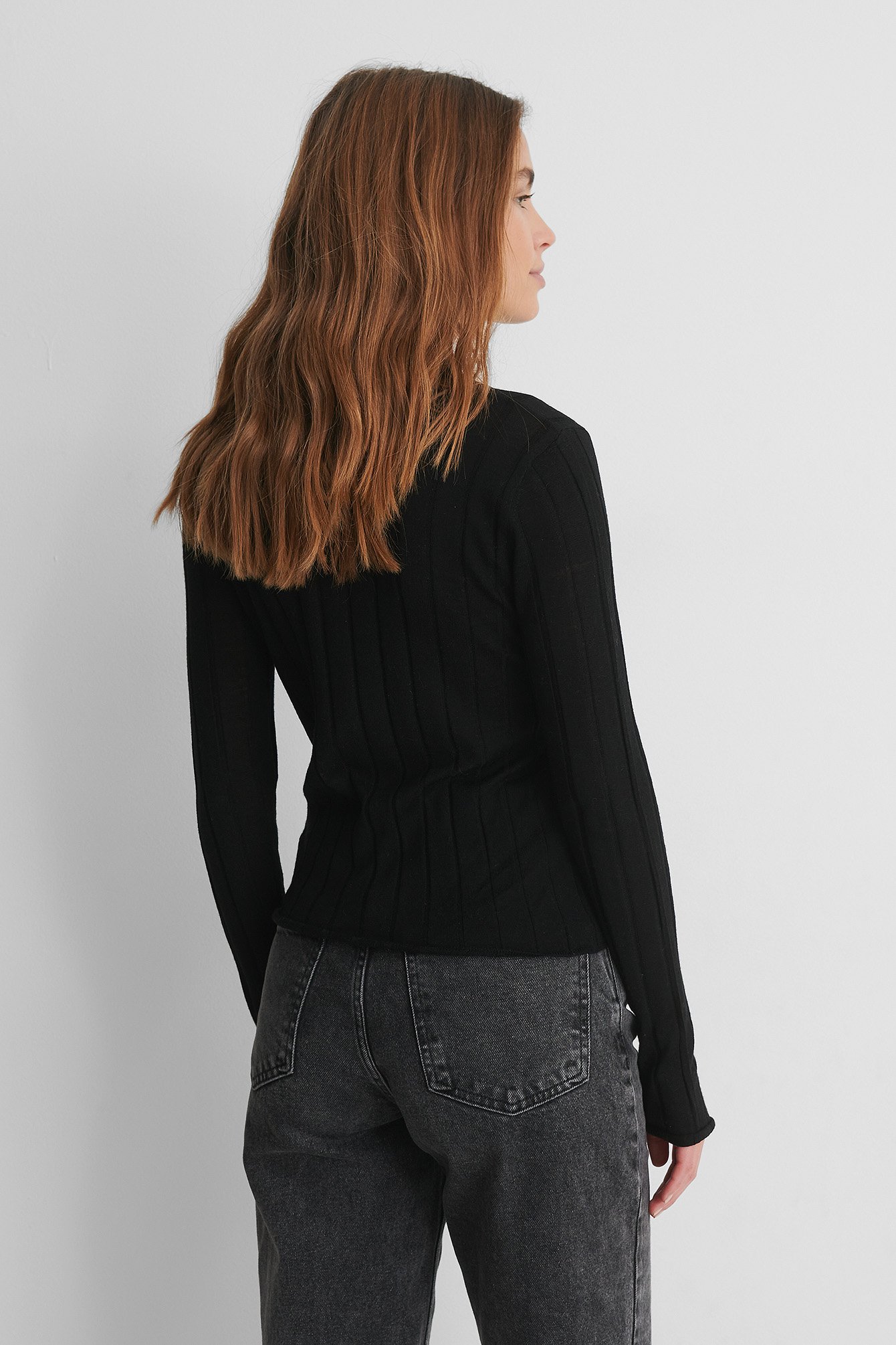 Black Pure Wool Ribbed Knitted Sweater