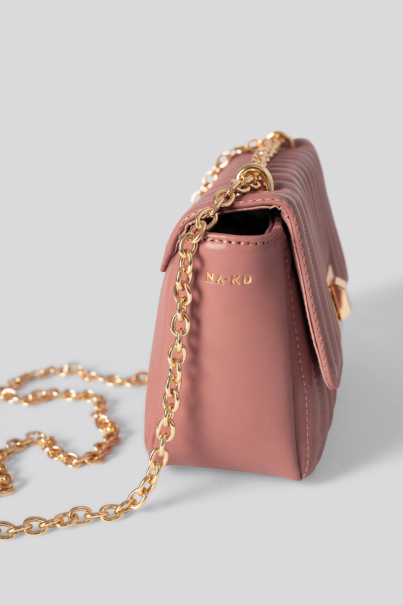 Quilted Chain Strap Bag Pink