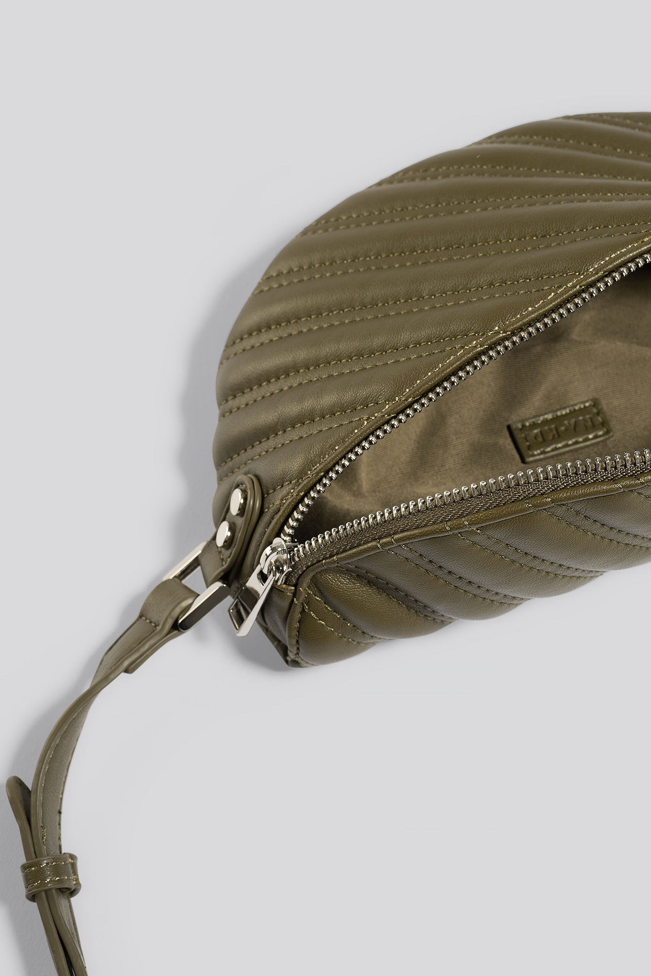 quilted fanny pack - green in army green