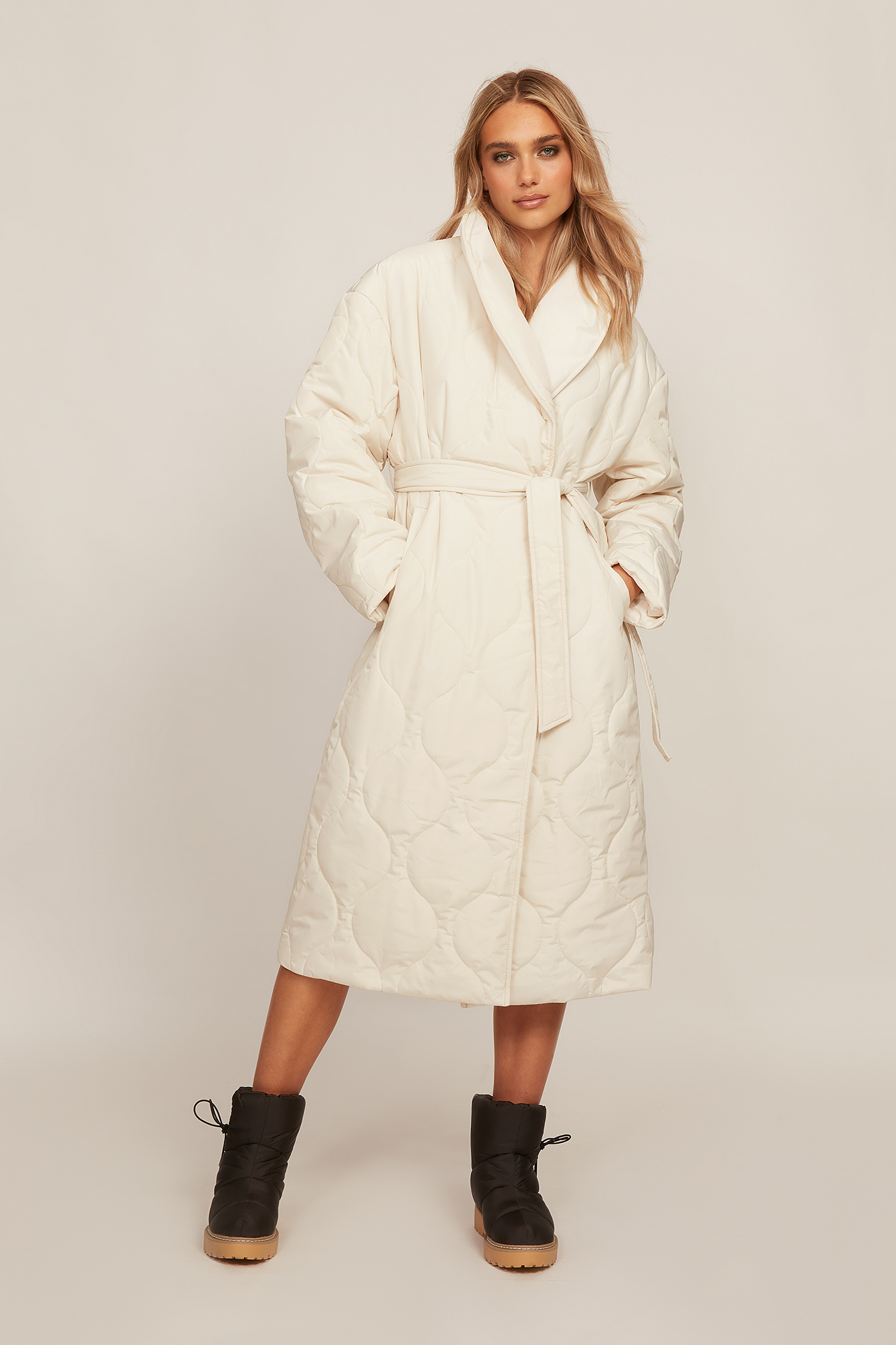 NA-KD Trend Quilted Long Jacket - Offwhite