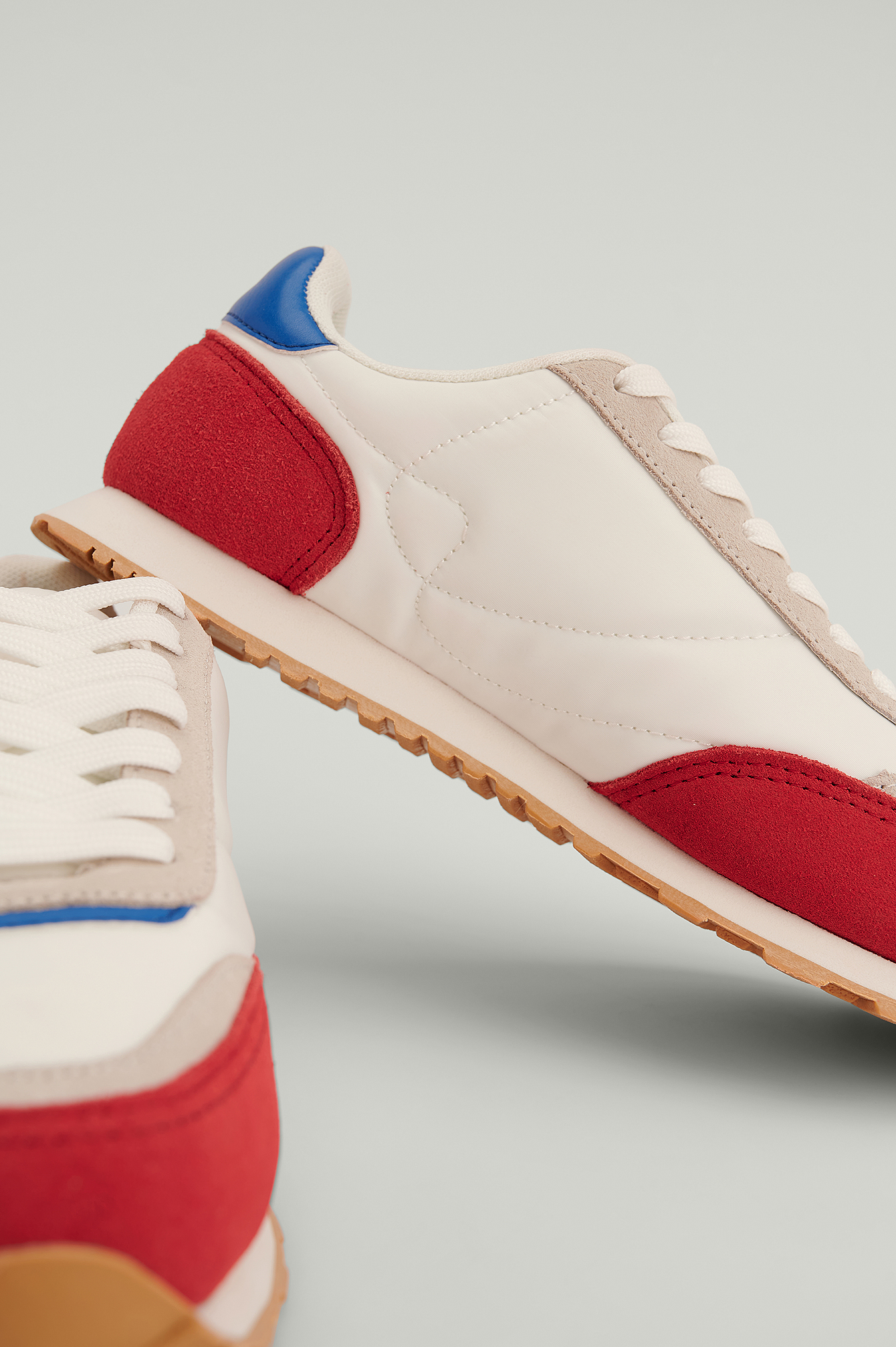 brooks retro trainers