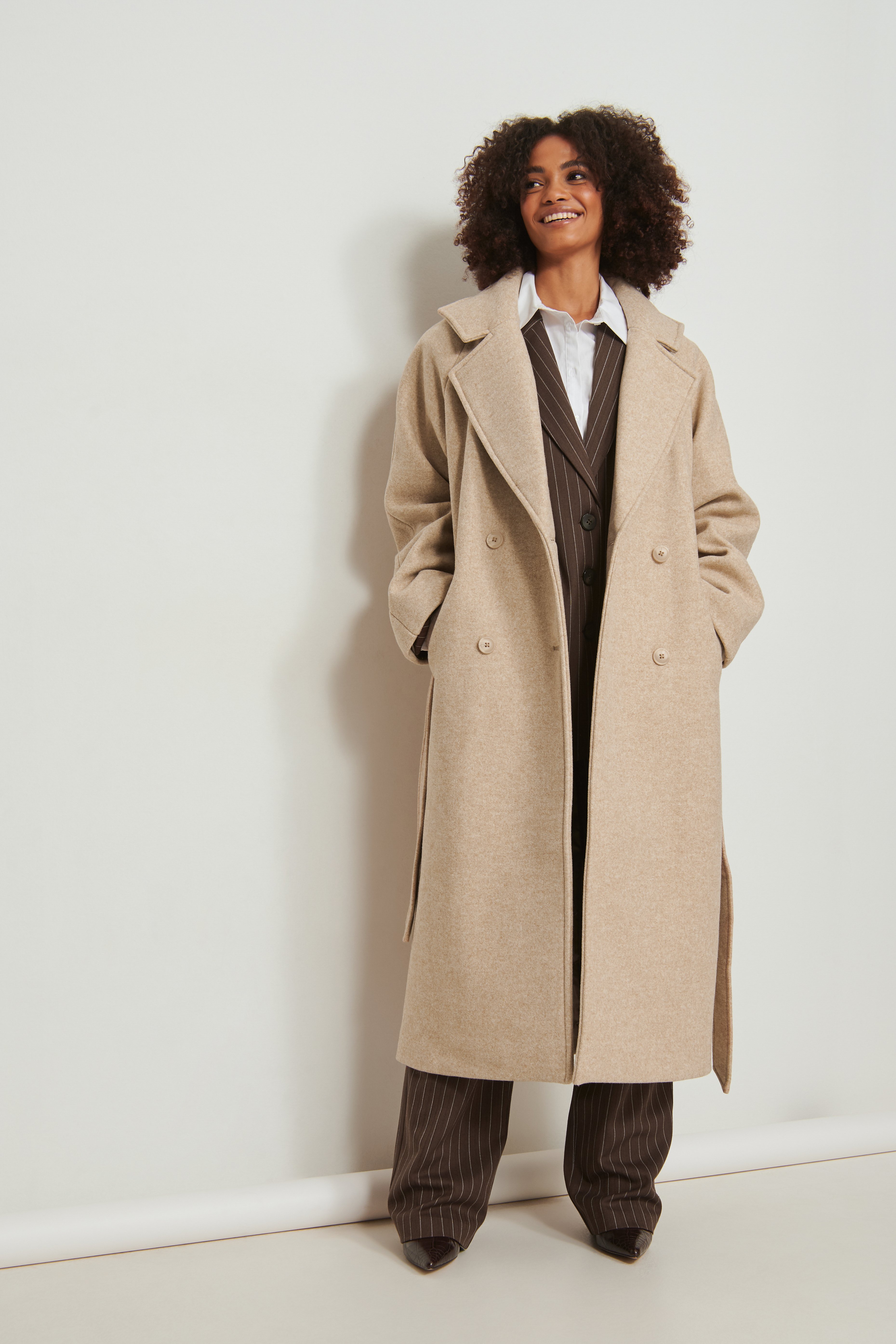 Raglan Sleeve Belted Coat Beige | NA-KD