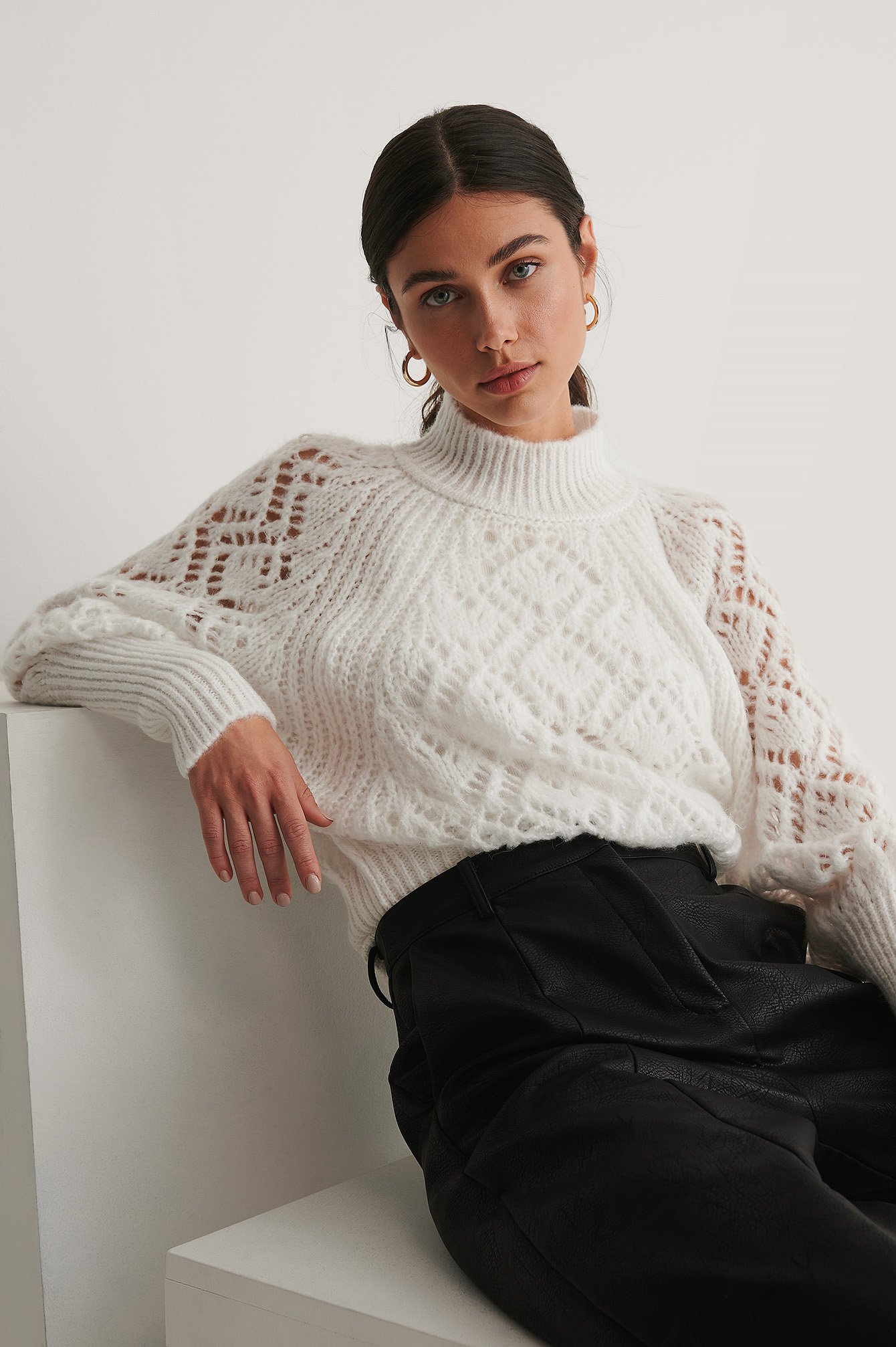 White Raglan Sleeve Pointelle Stitch Knitted Sweater