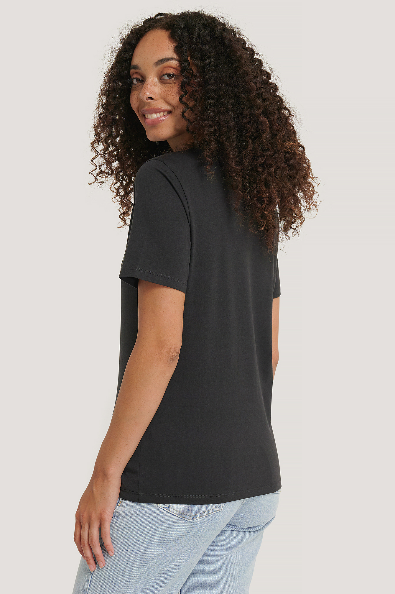 Rebel Rockers Tee Black | na-kd.com