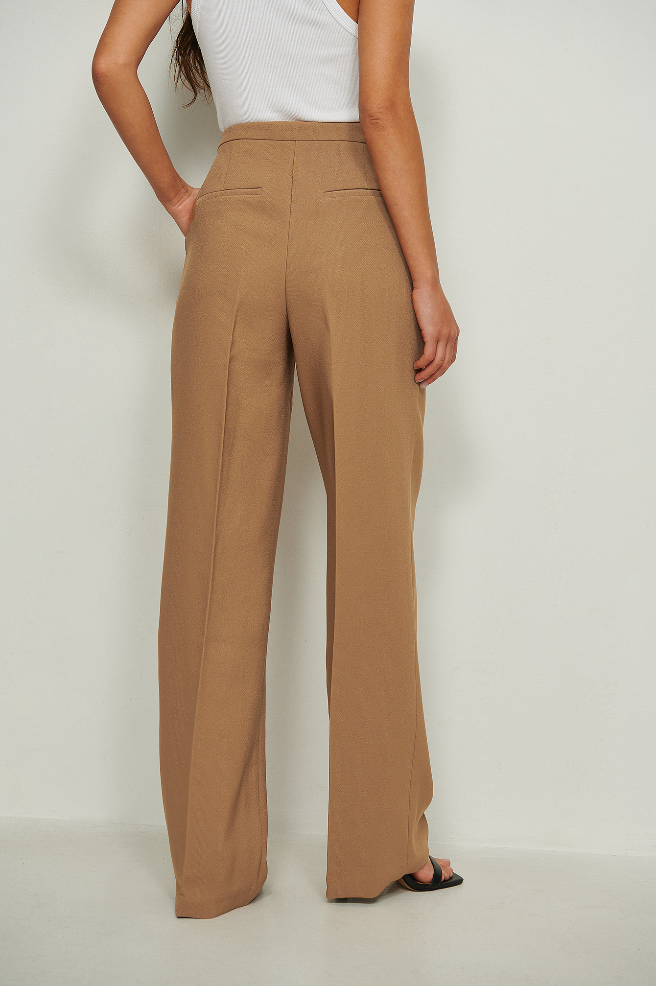 High Waist Deep Pleated Suit Pants Brown