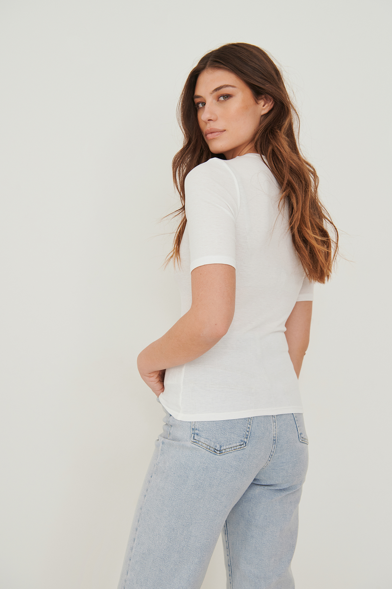 White Round Neck Ribbed Top
