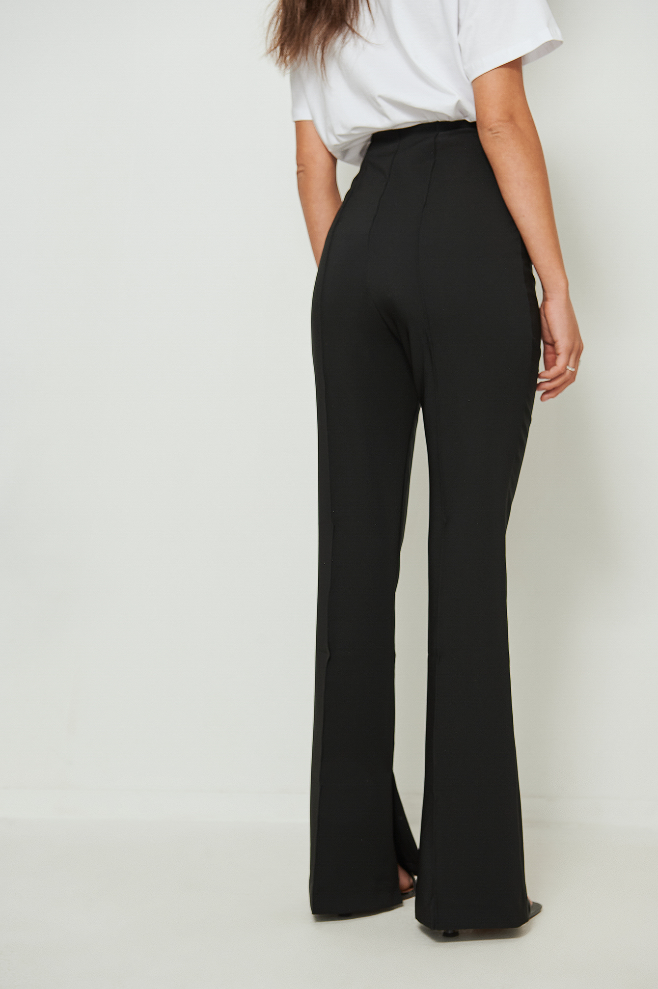 Slit Detailed Flared Pants Black | na 