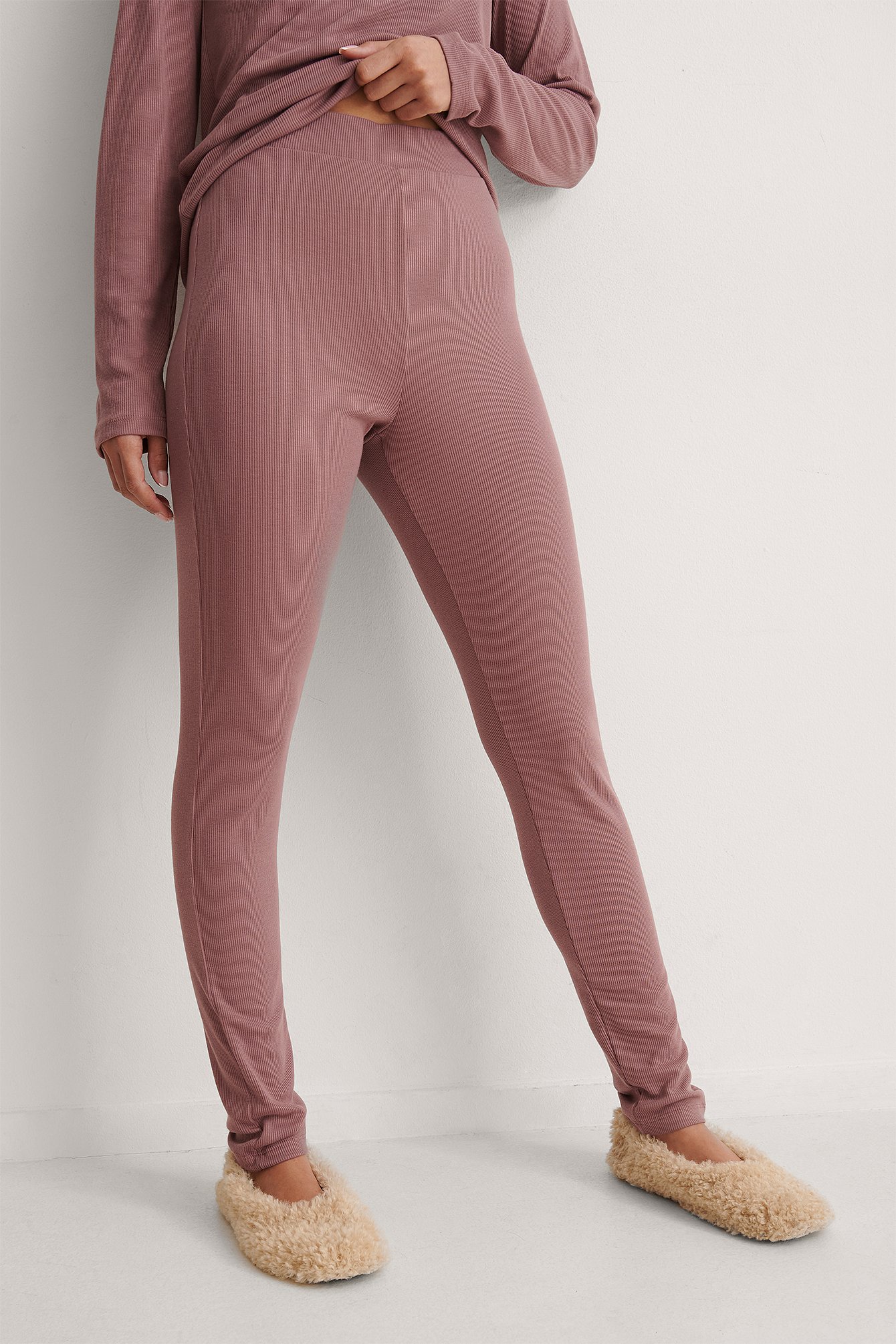 Rose Taupe Recycelte sanfte Ripp-Strumpfhose mit hoher Taille