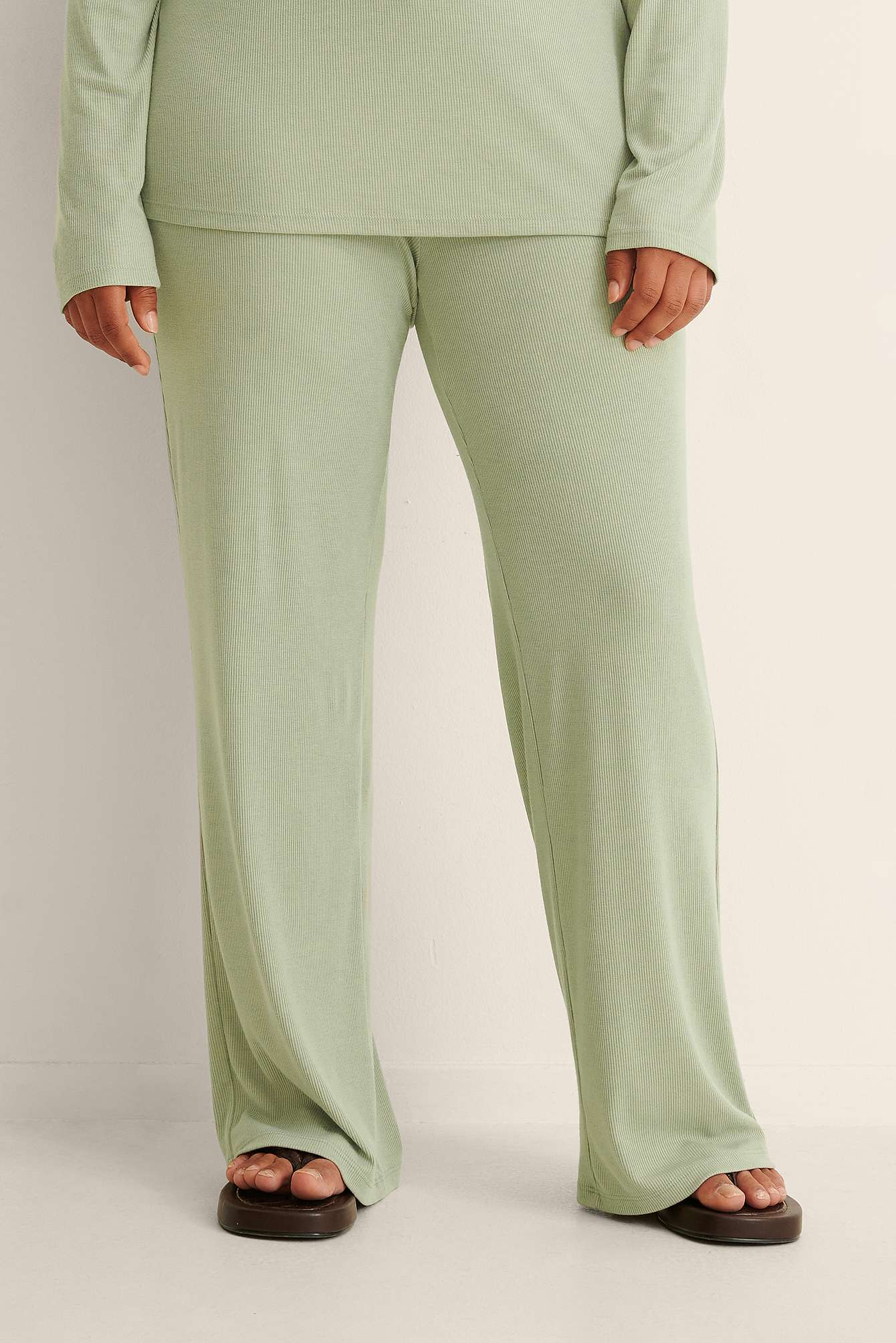 Soft Ribbed Wide Leg Pants Green | na 