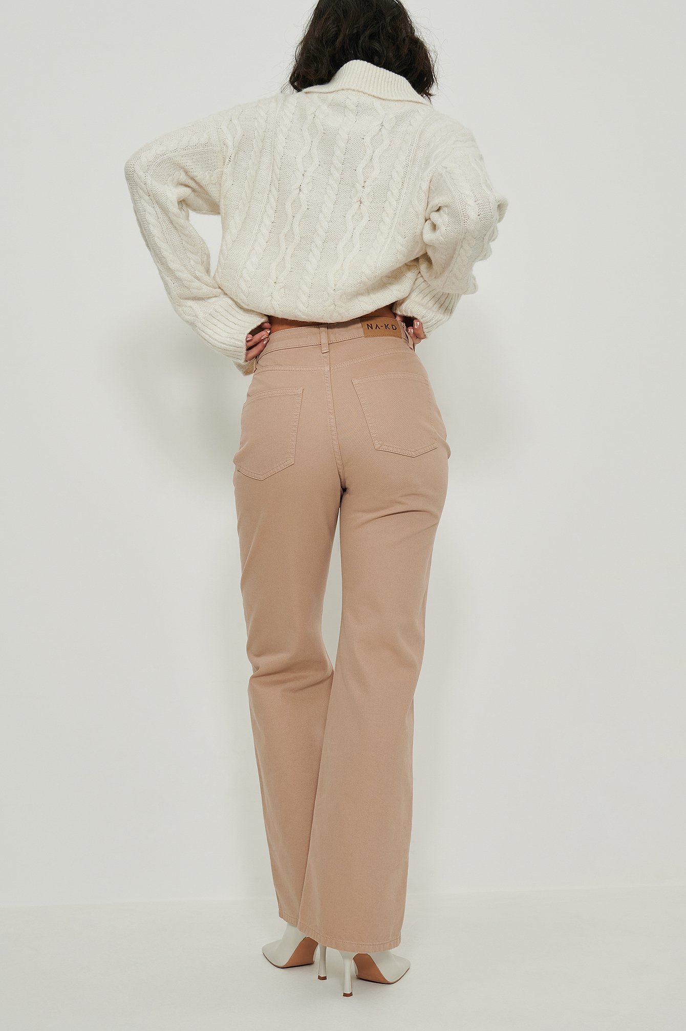 NA-KD Trend Relaxed Full Length Jeans - Beige