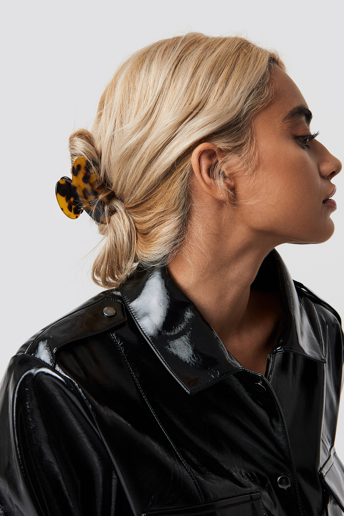 Resin Look Hairclips Brown