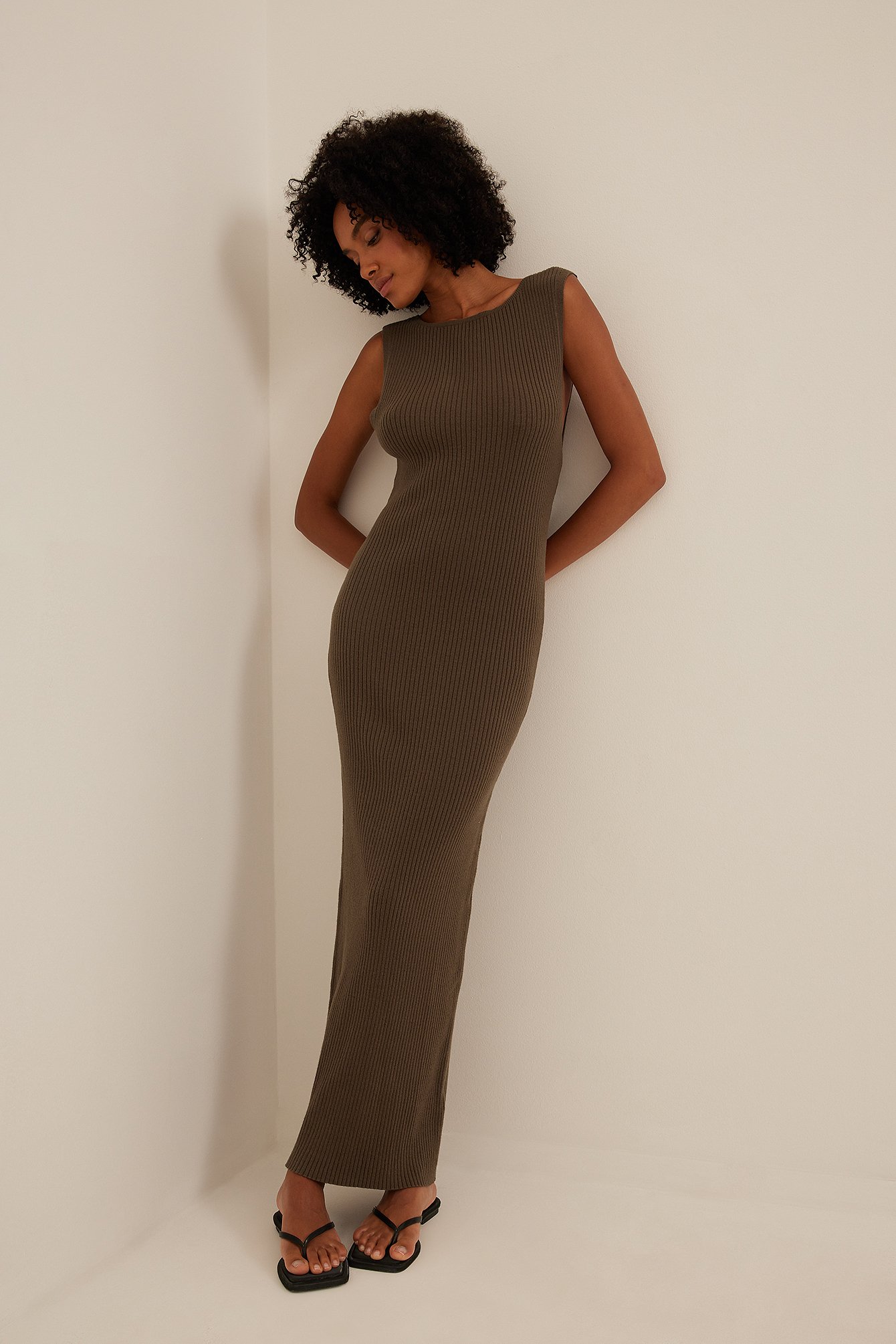 Brown Ribbed Fine Knitted Maxi Dress