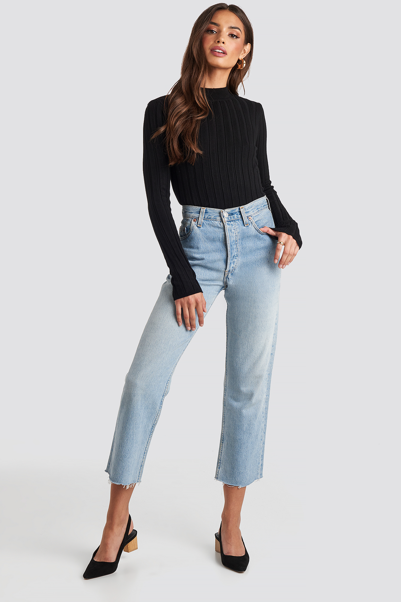 Ribbed High Neck Knitted Sweater Schwarz | NA-KD