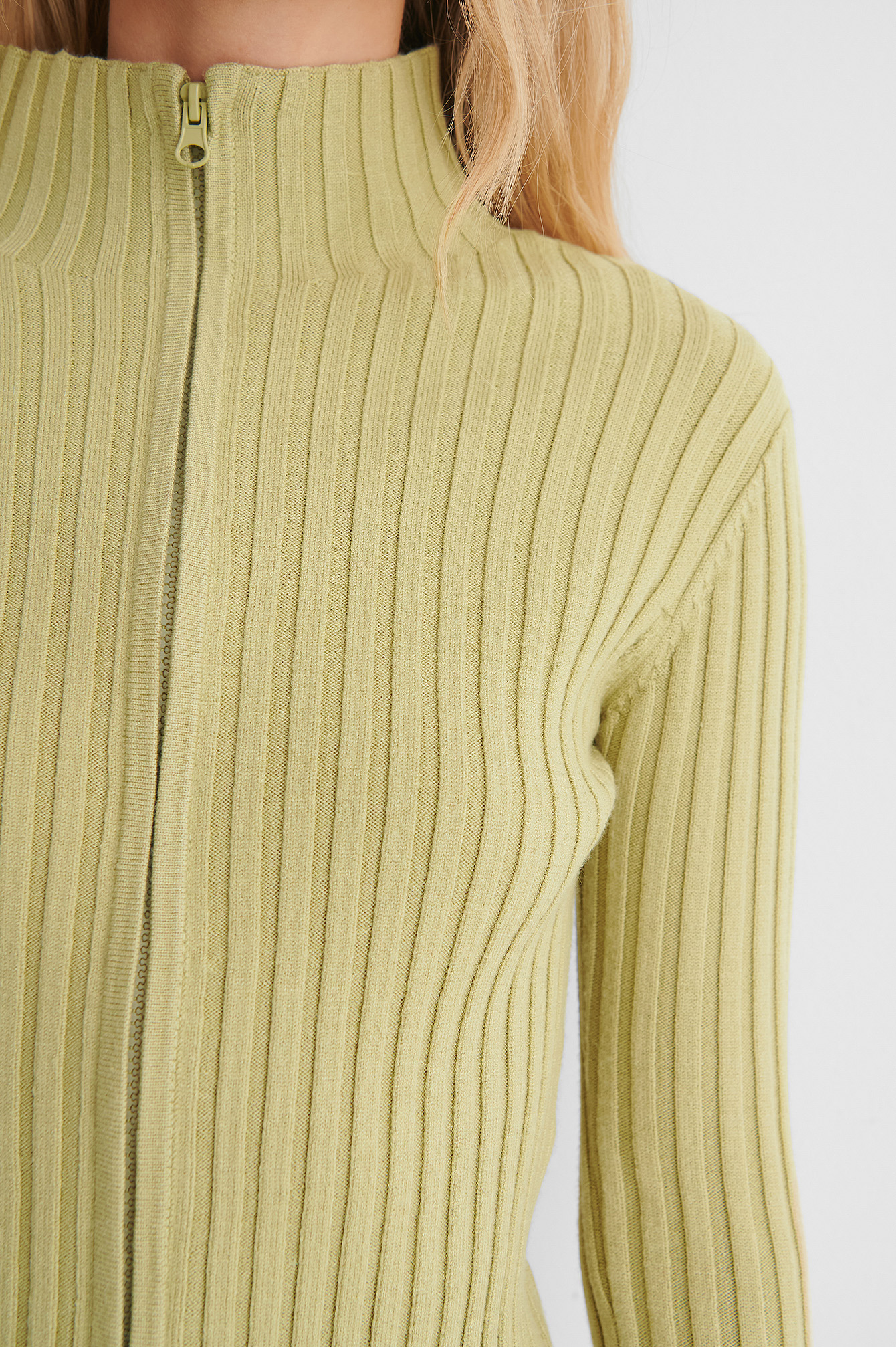 Ribbed High Neck Zipped Knitted Sweater 