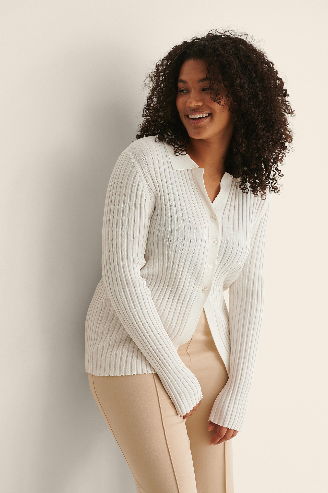 NA-KD Trend Ribbed Knitted Buttoned Long Sleeve Top - Offwhite