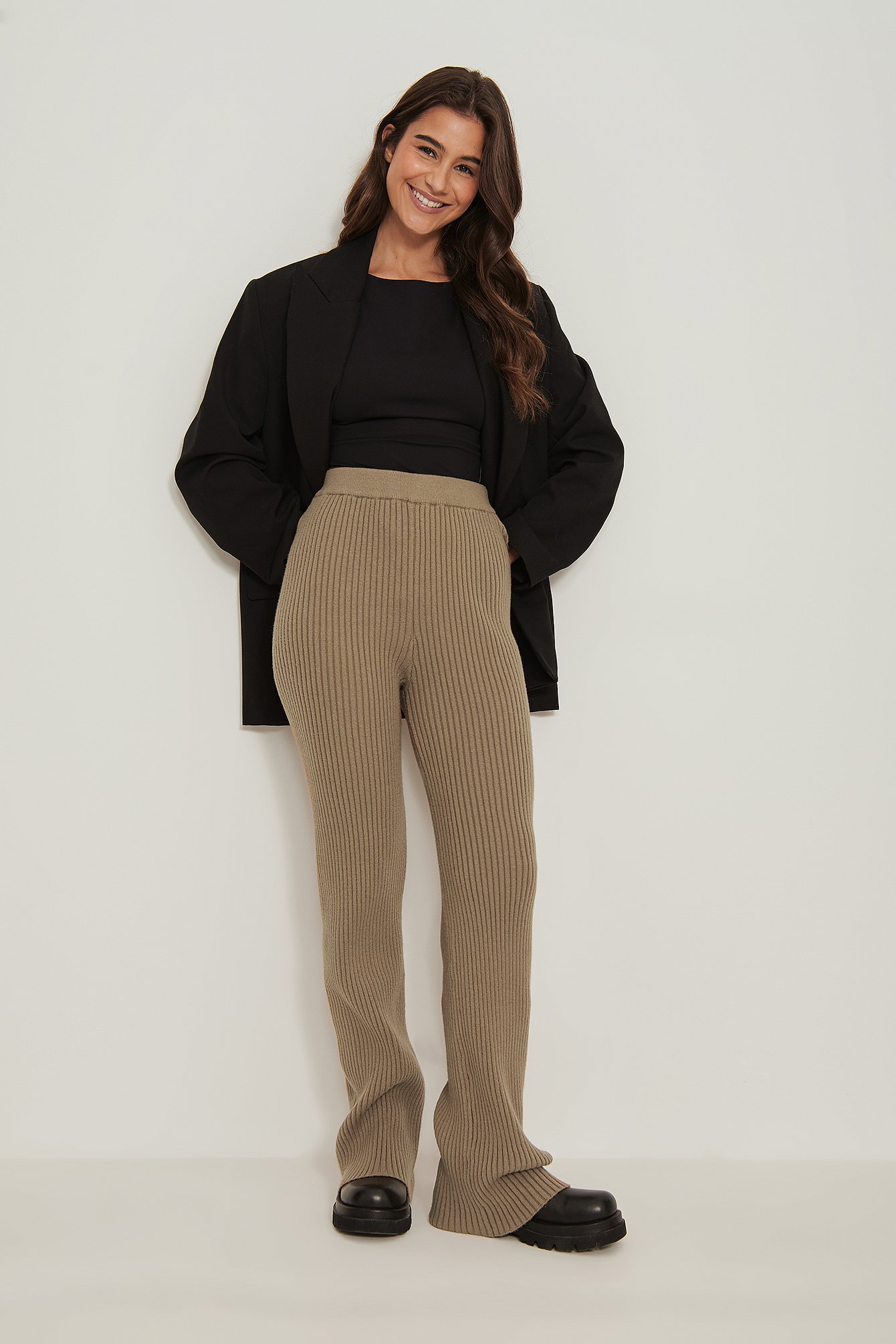 NA-KD Trend Ribbed Knitted Trousers - Brown