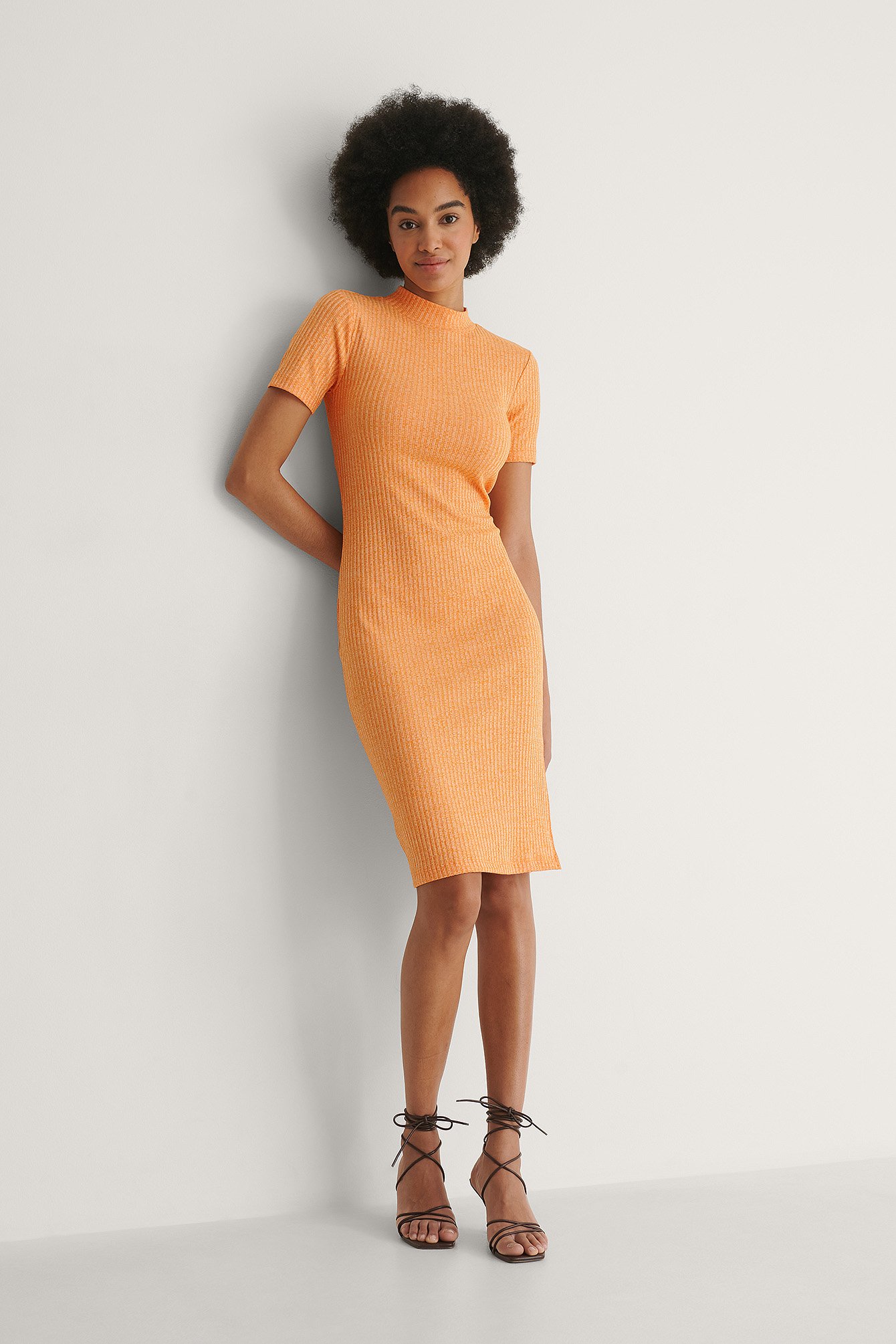 Orange Melange Sukienka z rozcięciem w prążki