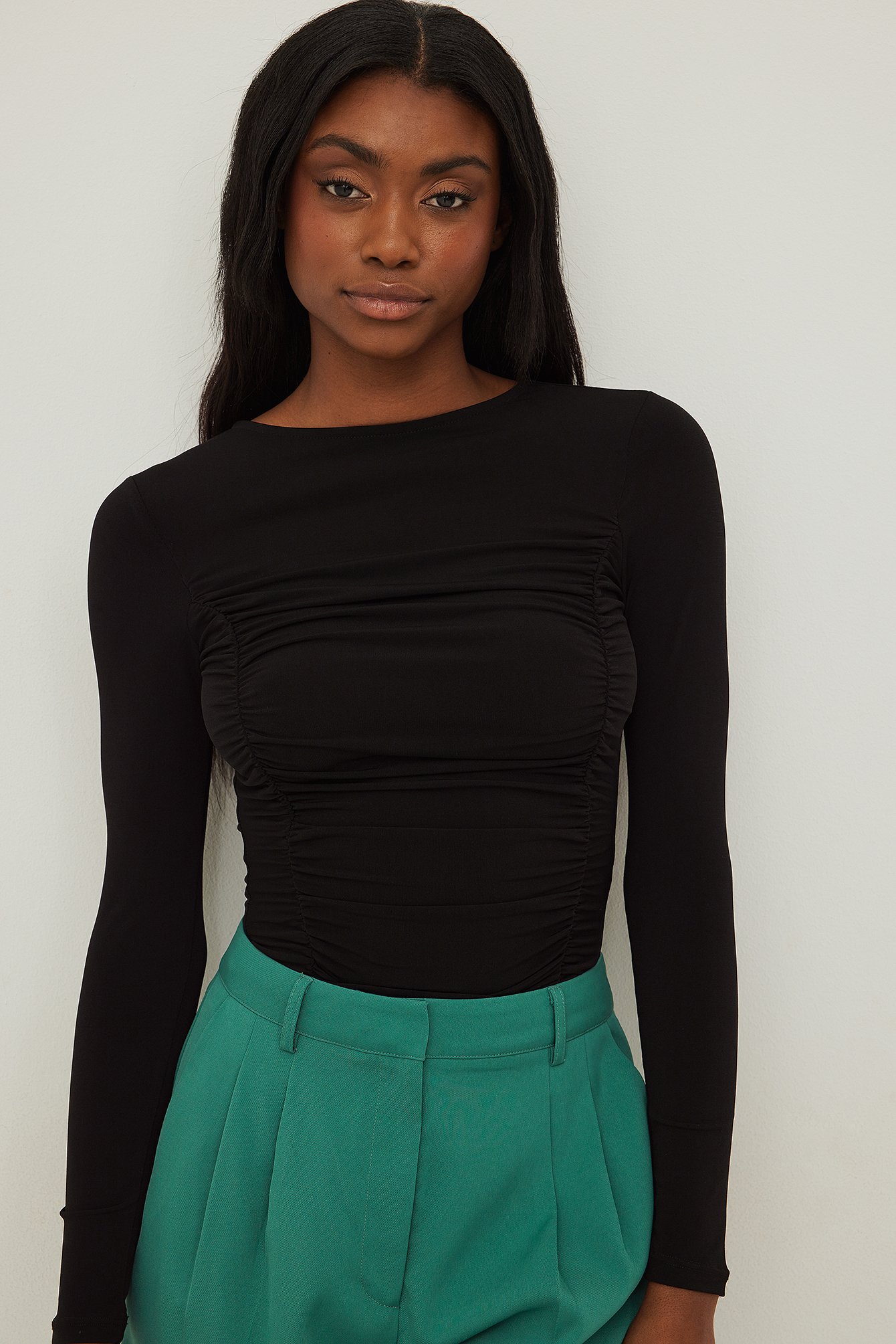 Black Rouched Detailed Top