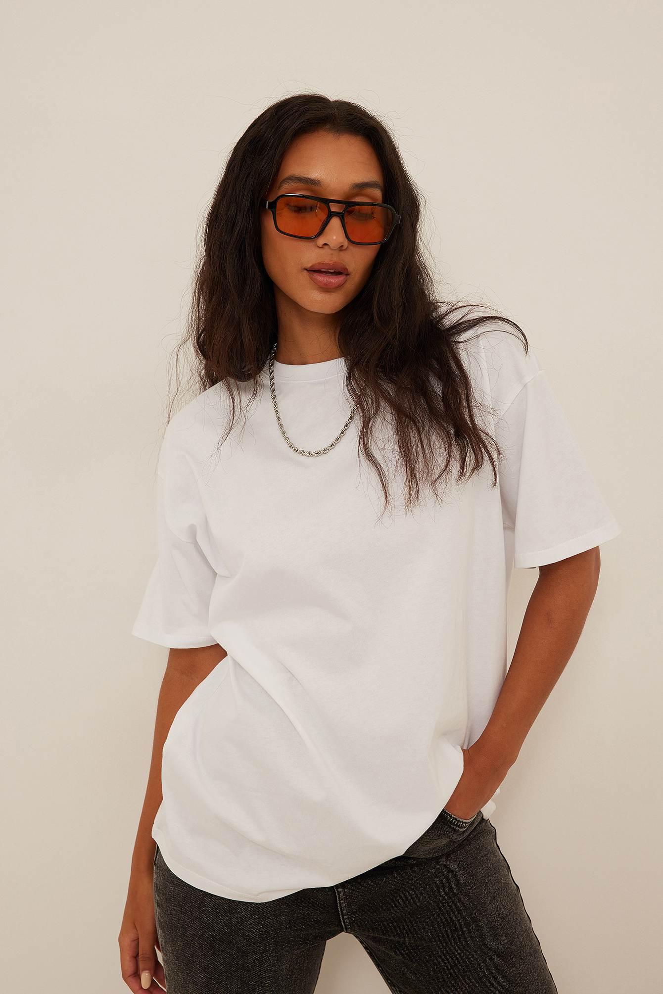 White Organic Oversize T-Shirt mit rundem Ausschnitt