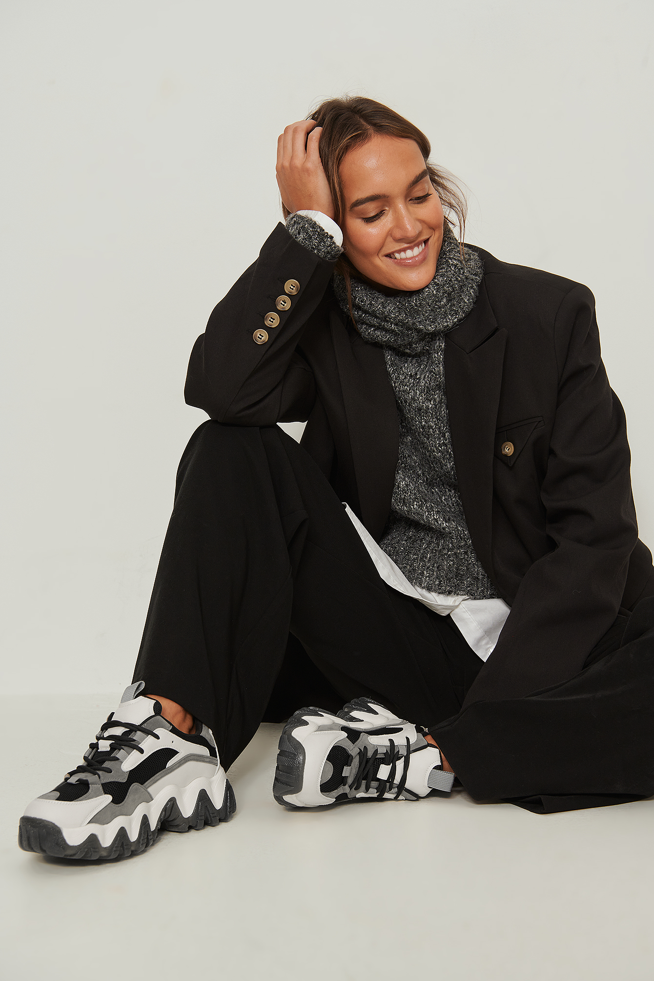 rounded chunky profile trainers