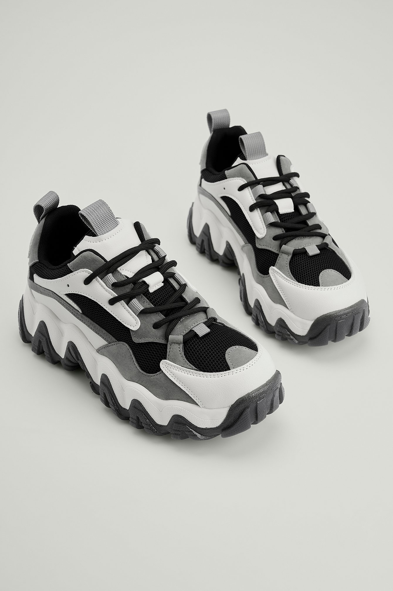 rounded chunky profile trainers