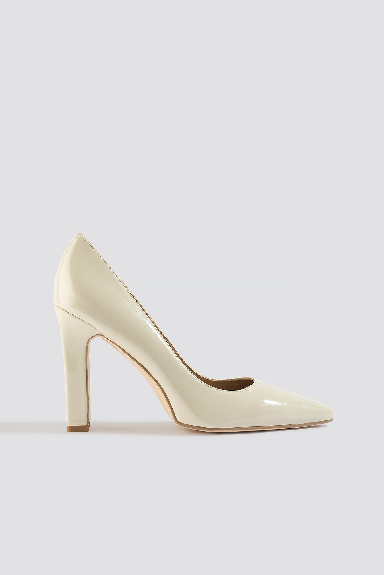NA-KD Shoes Rounded Toe Pumps - Offwhite