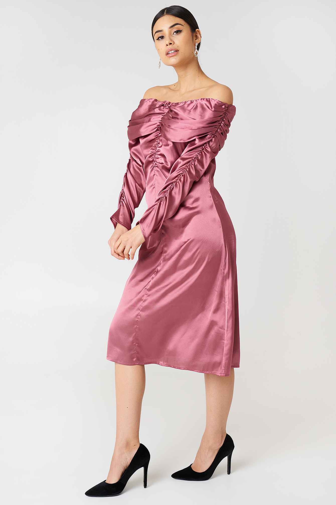 NA-KD Party Ruched Detail Off Shoulder Dress - Pink