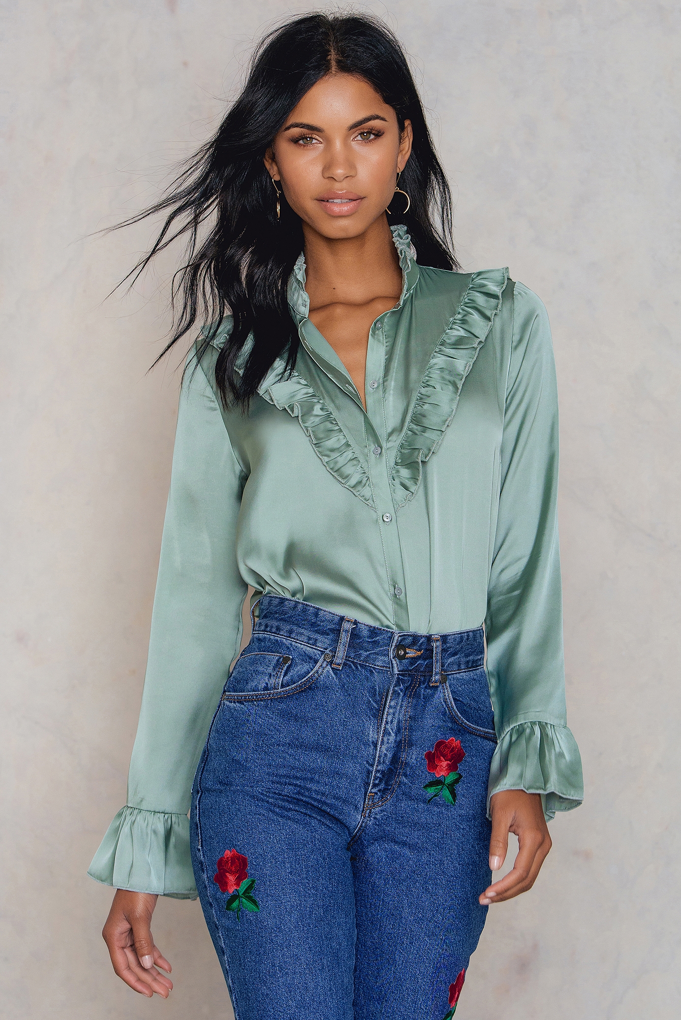 Ruffle Satin Shirt Green | NA-KD