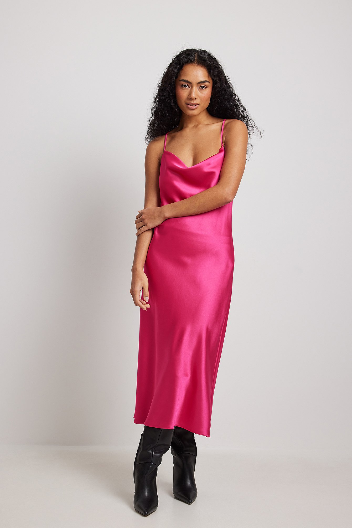 7+ Pink Silk Dress