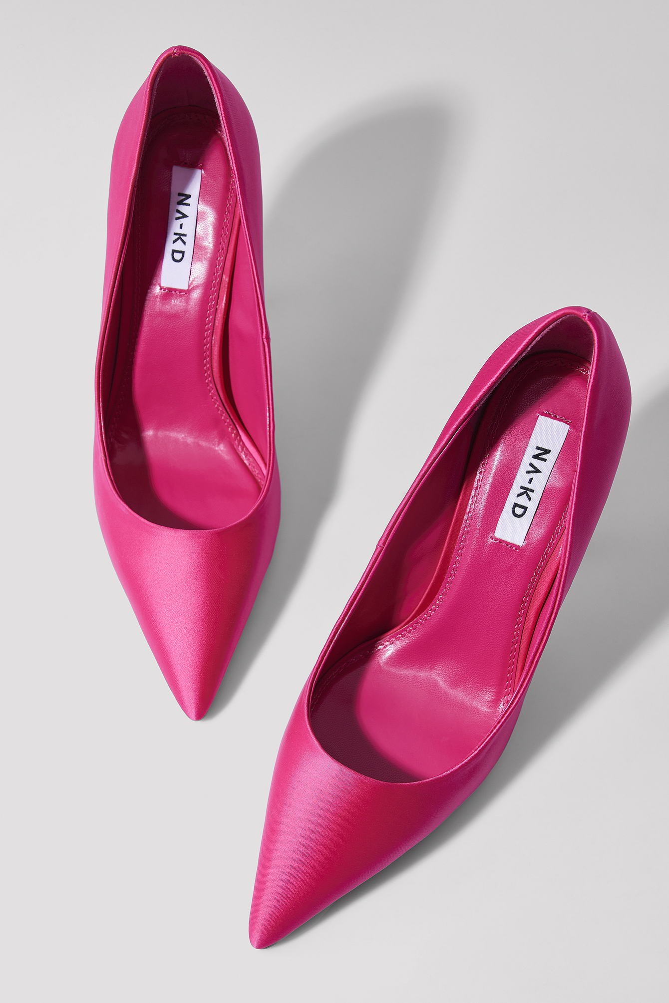 Satijnen pumps Roze | NA-KD