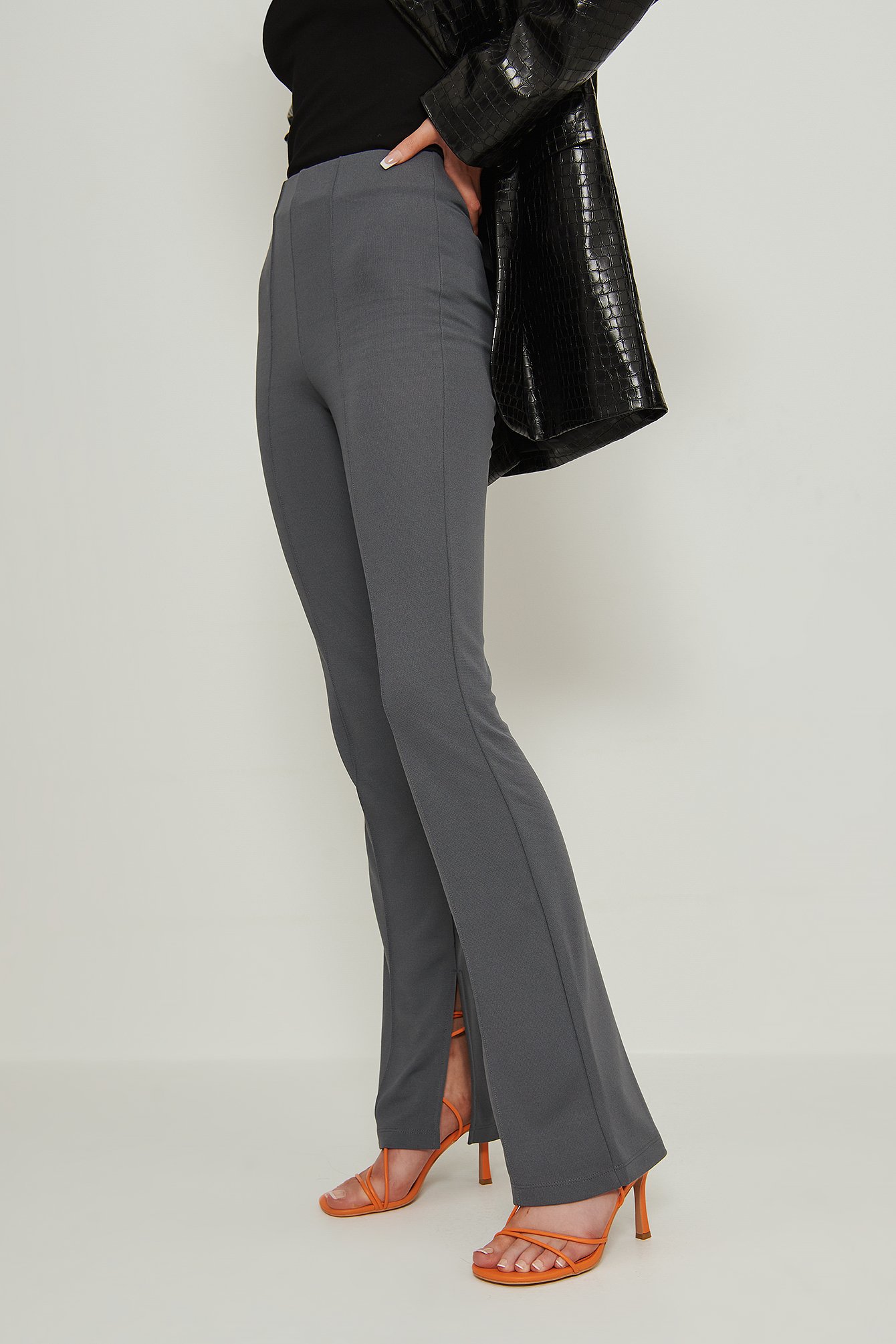 Dark Grey Hose mit Schlitz und Nahtdetail