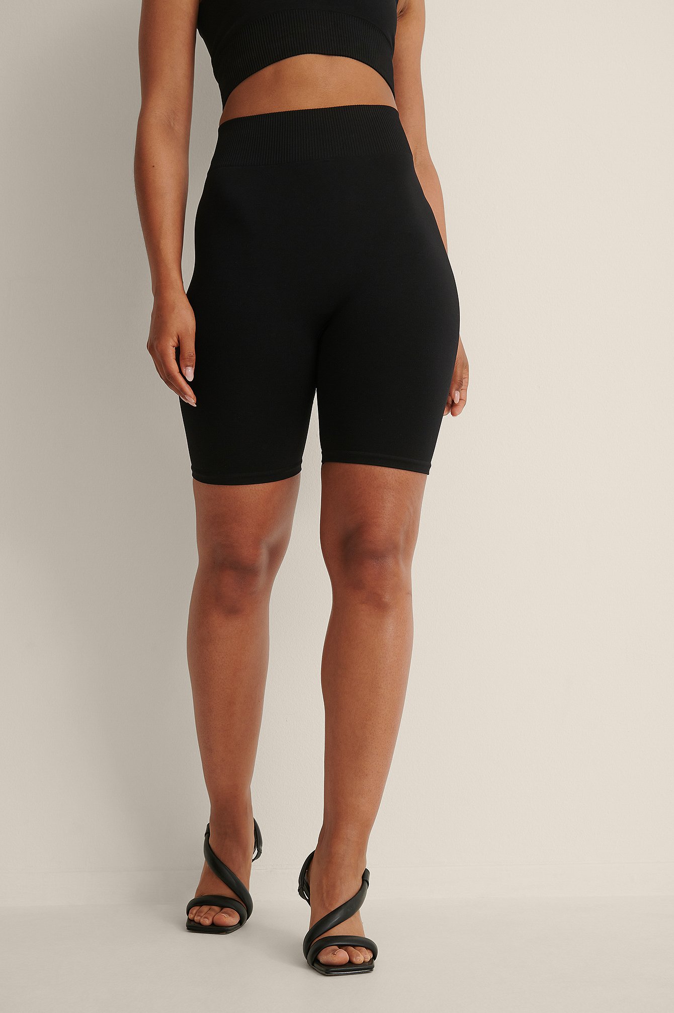Black Recycled Seamless Bicycle Sports Shorts