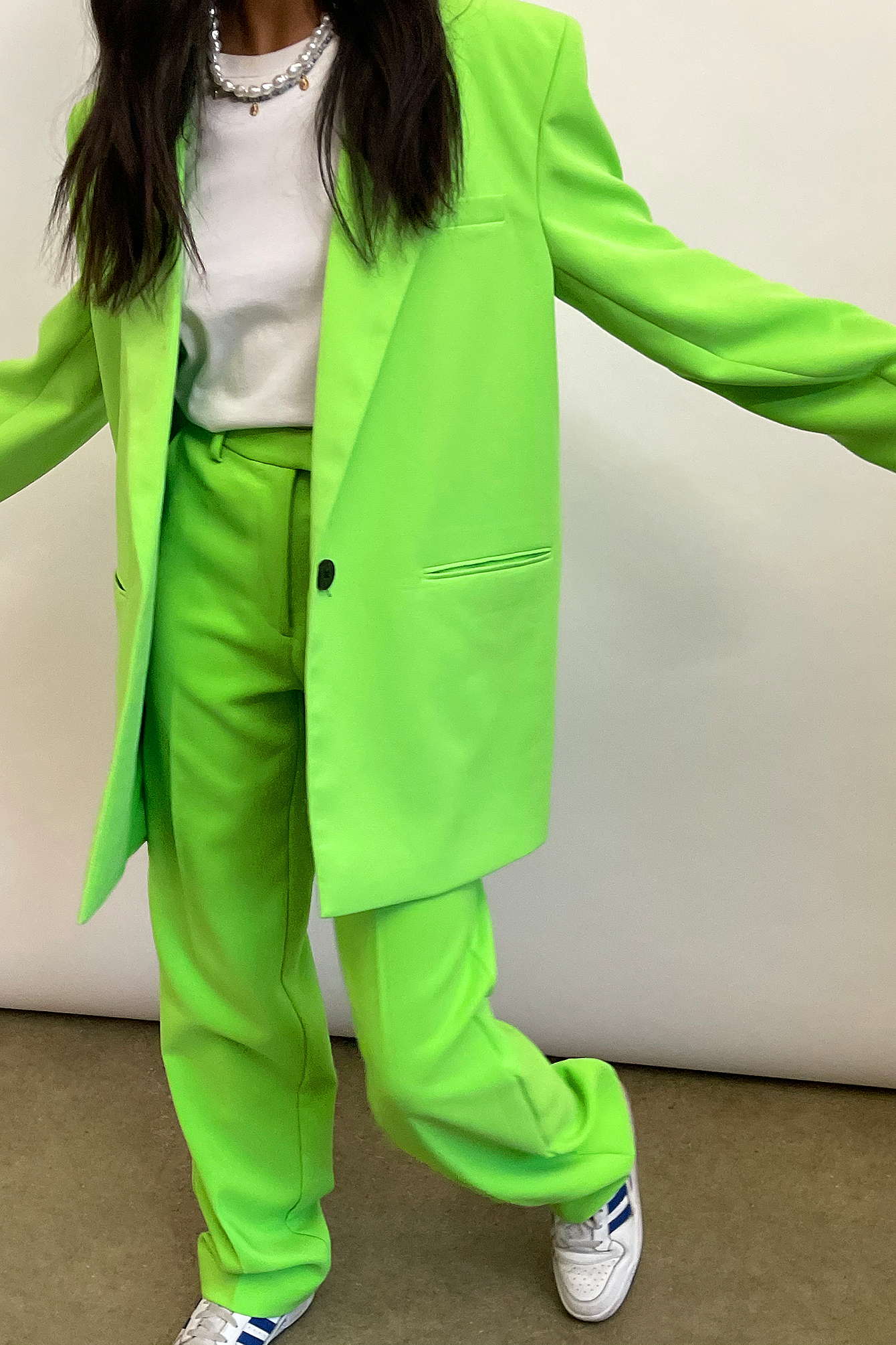 Blazer oversize con spalle appuntite in tessuto riciclato Verde | na-kd.com
