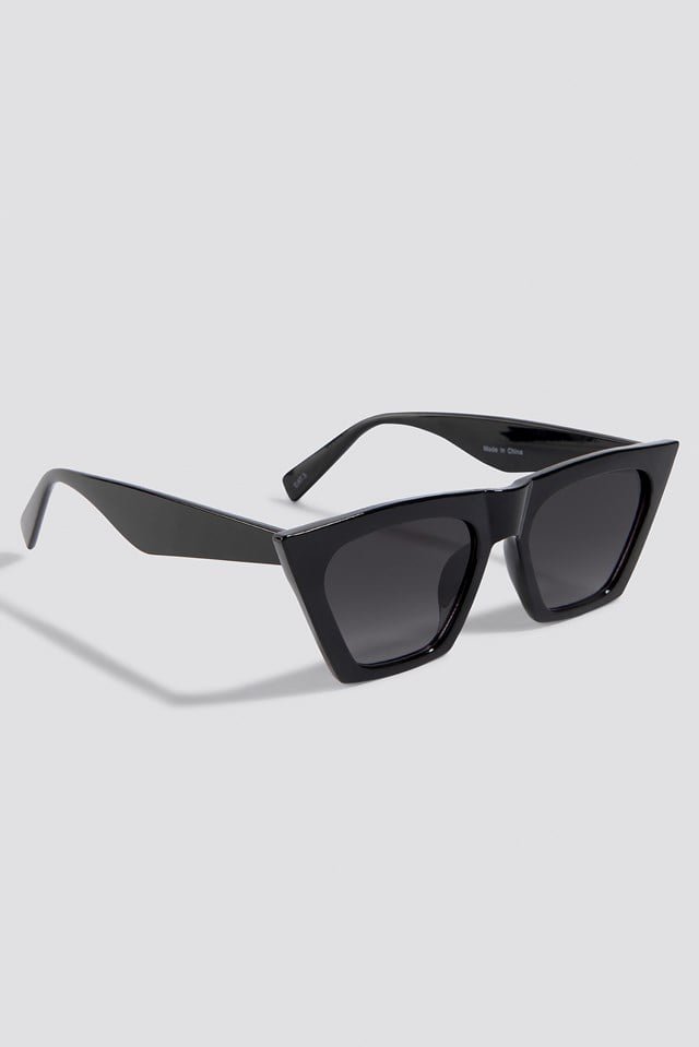 Sharp Square Cateye Sunglasses Black | na-kd.com