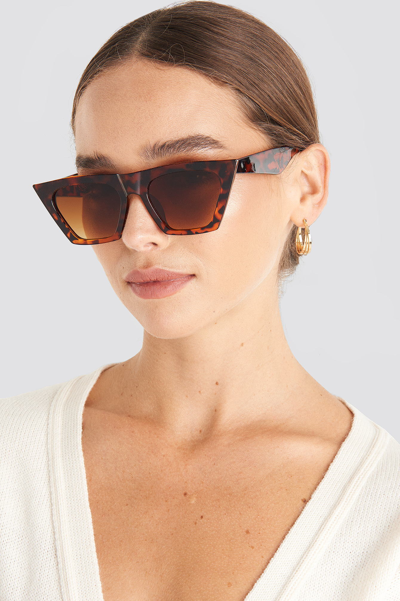 Sharp Square Cateye Sunglasses Tortoise