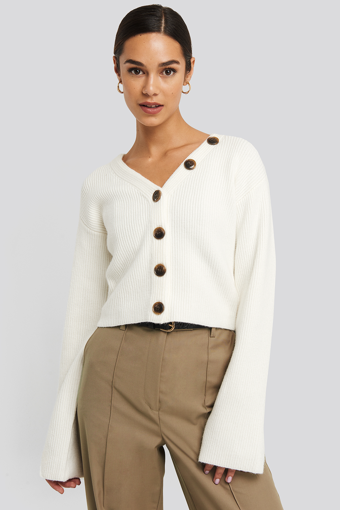 Short Buttoned Knitted Sweater Offwhite