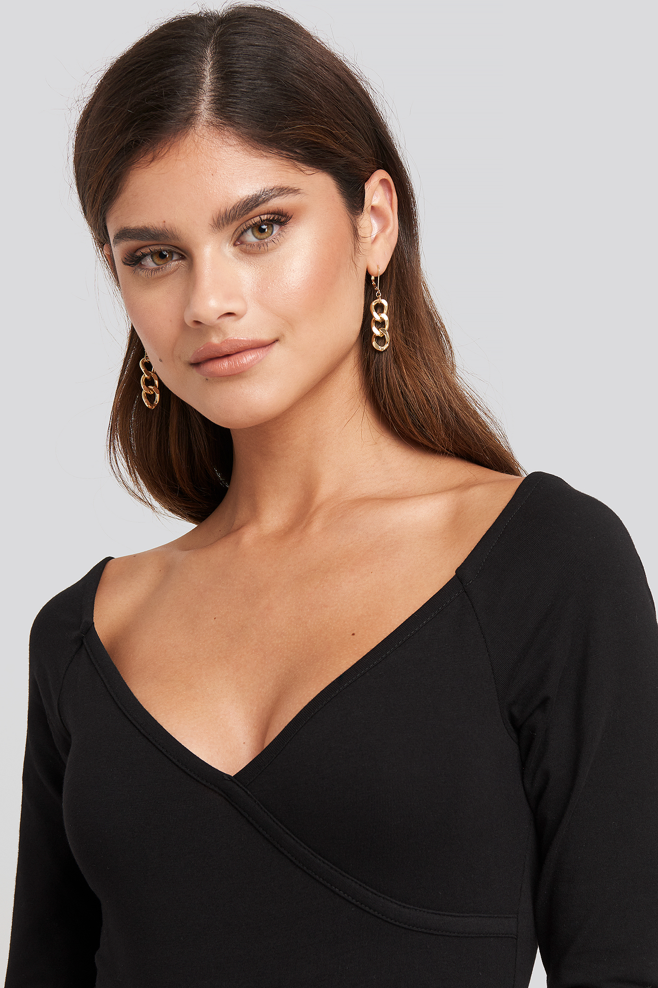 Short Chain Earrings Gold