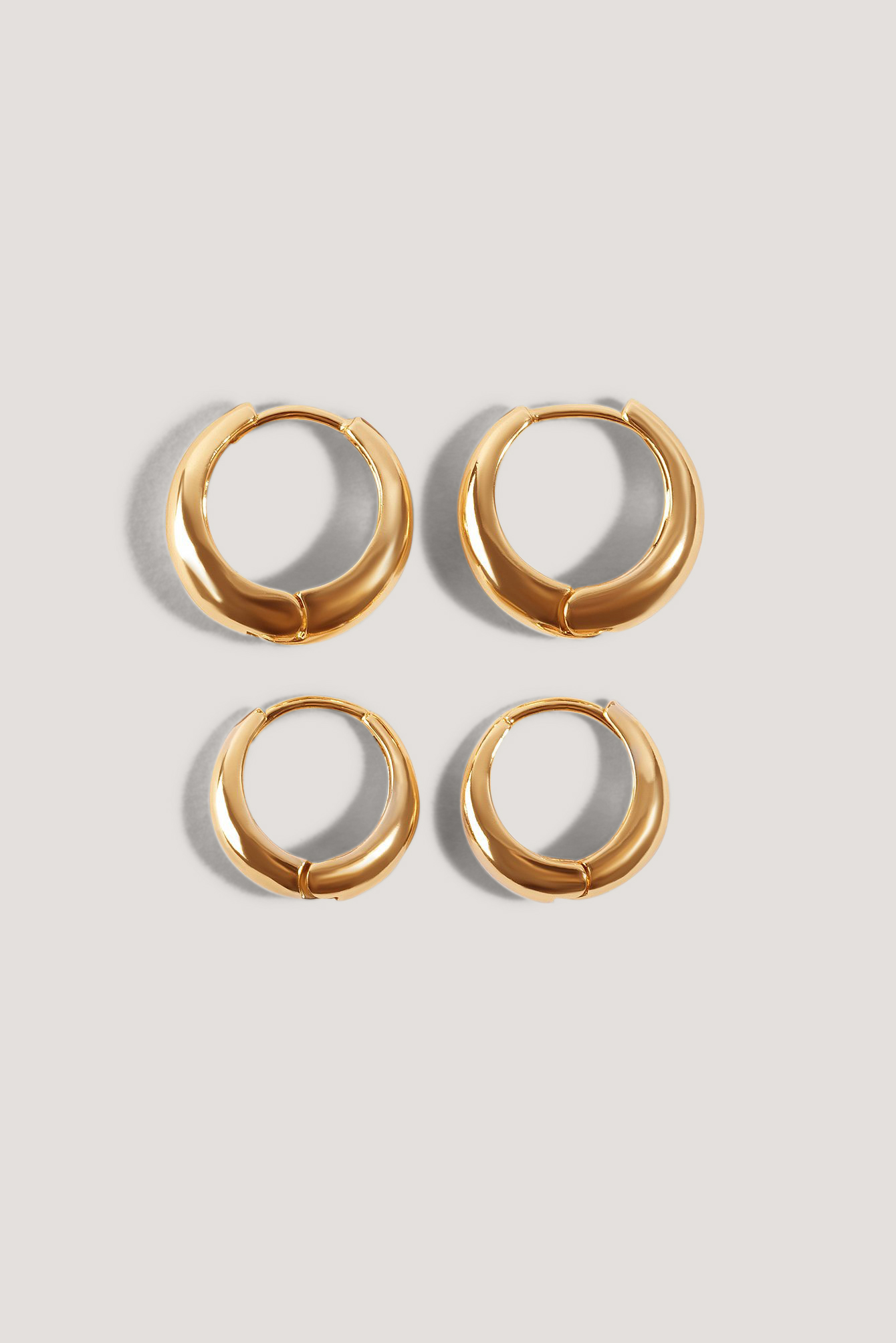 Gold earrings short Clearance